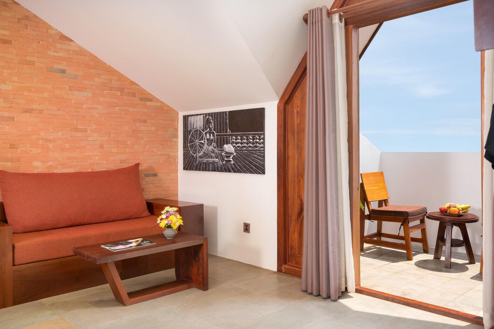 Suite Deluxe City View King Bed