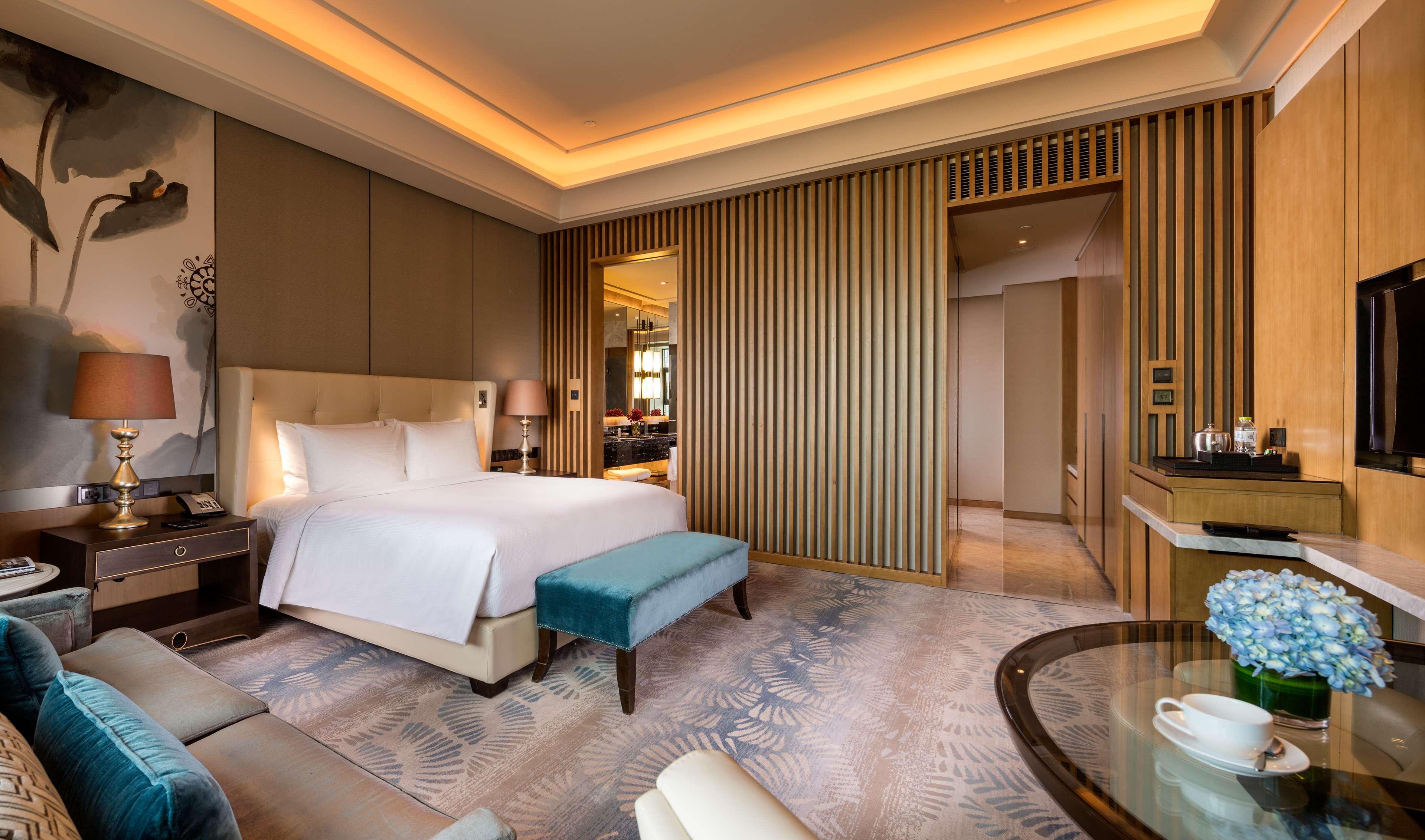 Double King Size Bed