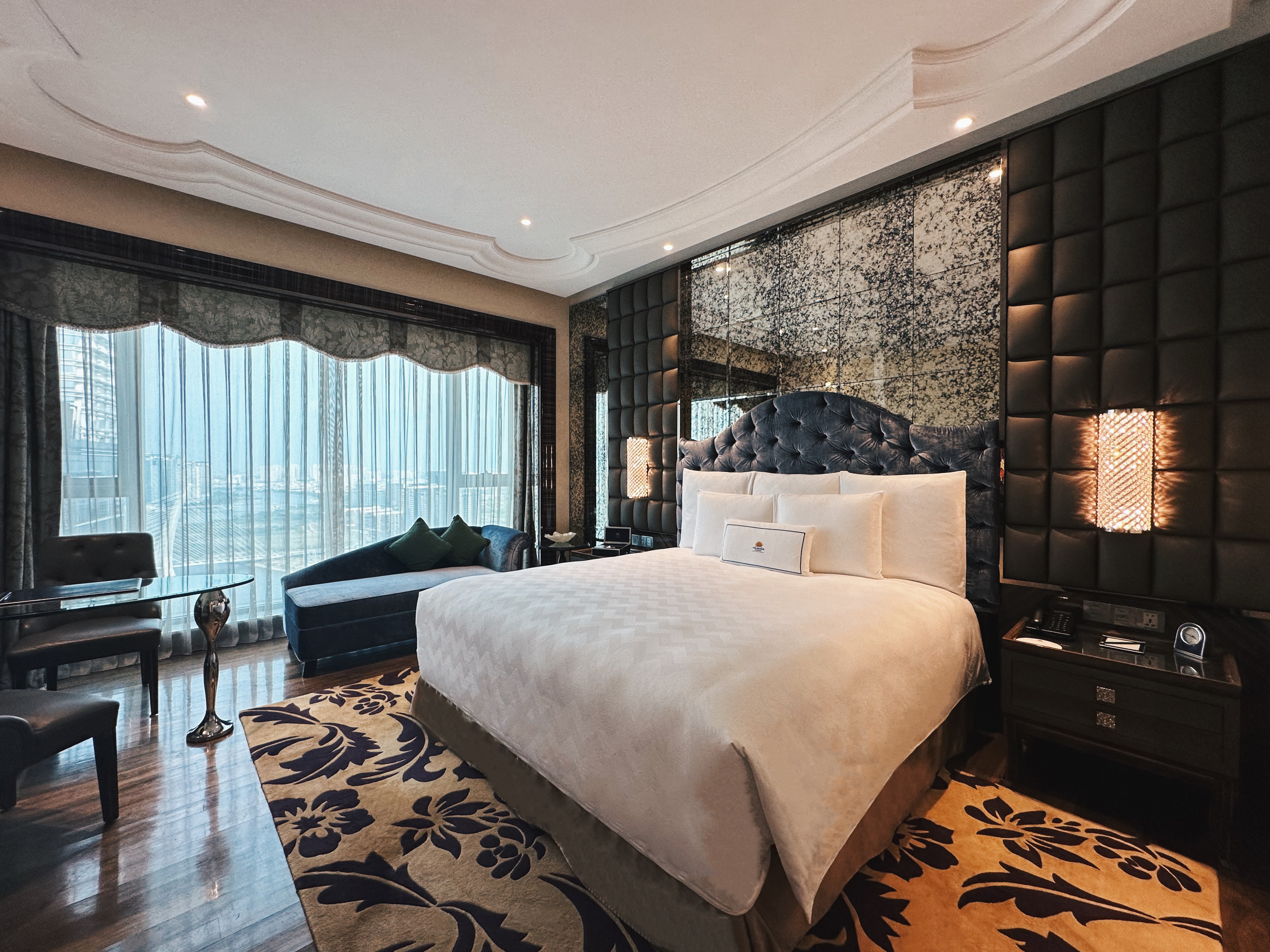 Double or Twin Deluxe