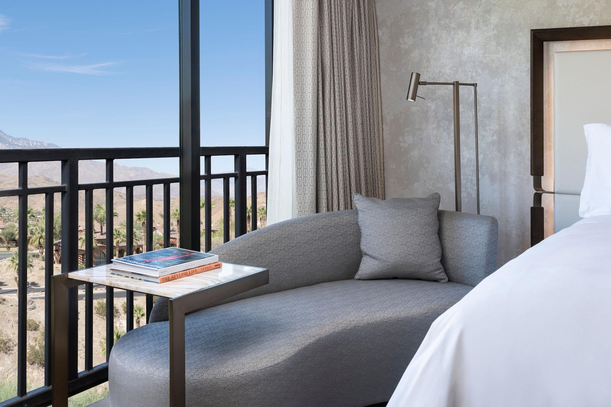 Double Accessible with Views