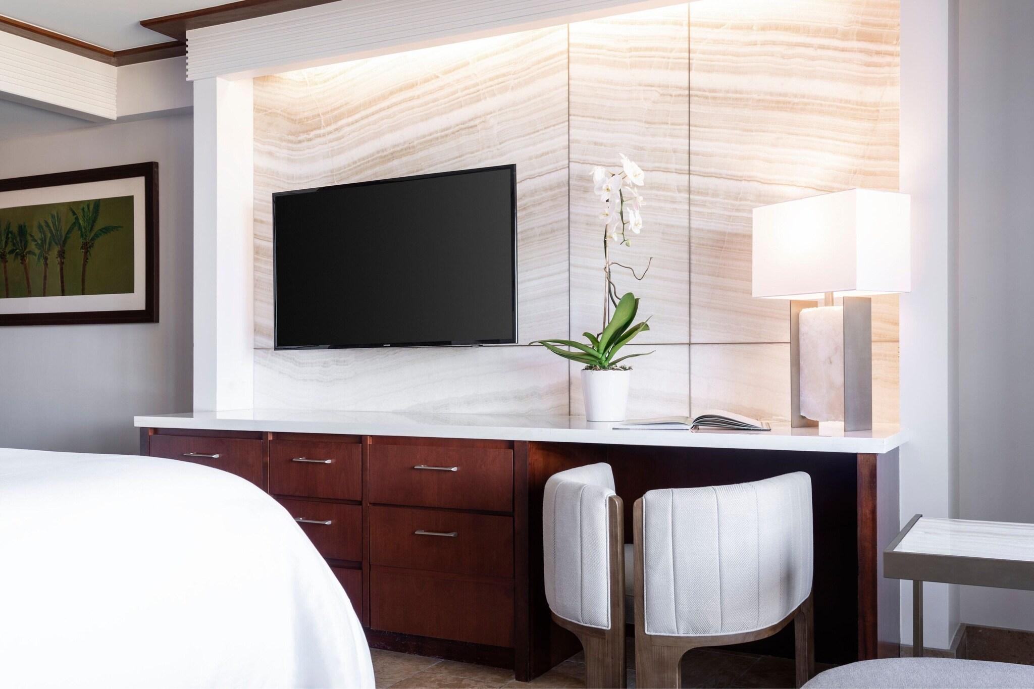 Double Accessible King Size Bed