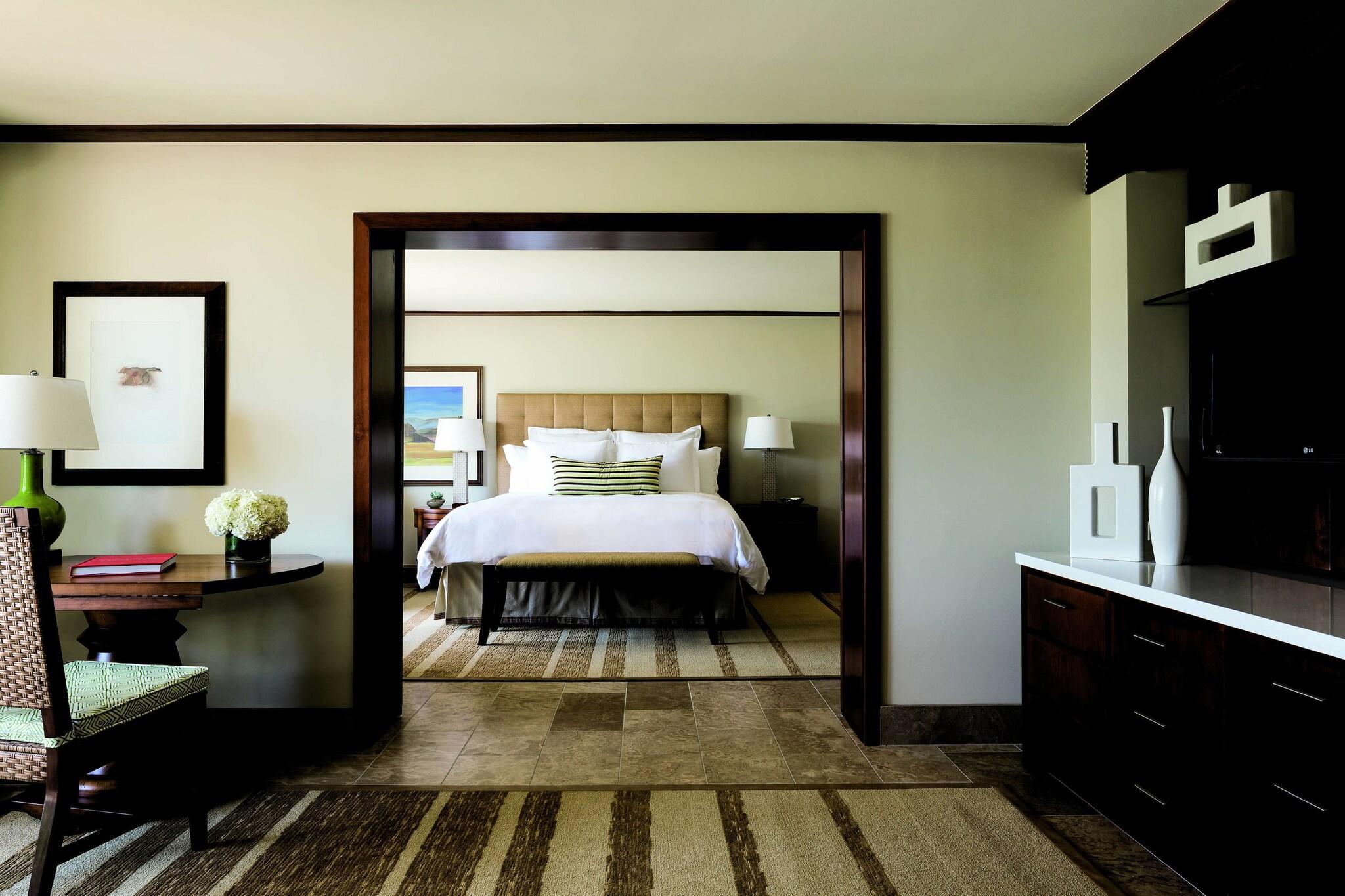 Suite King Bed One Bedroom 