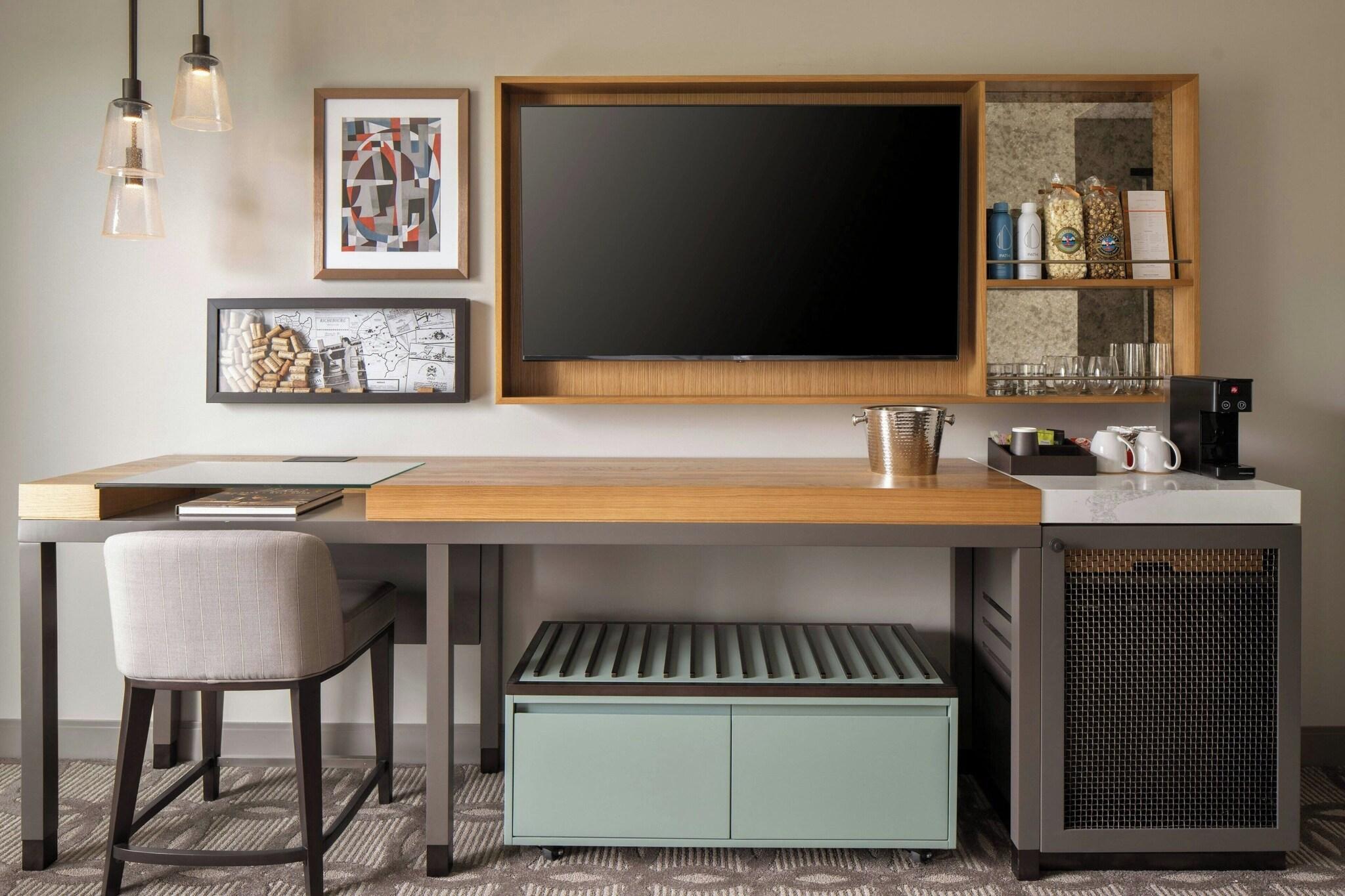 Double Classic King Bed