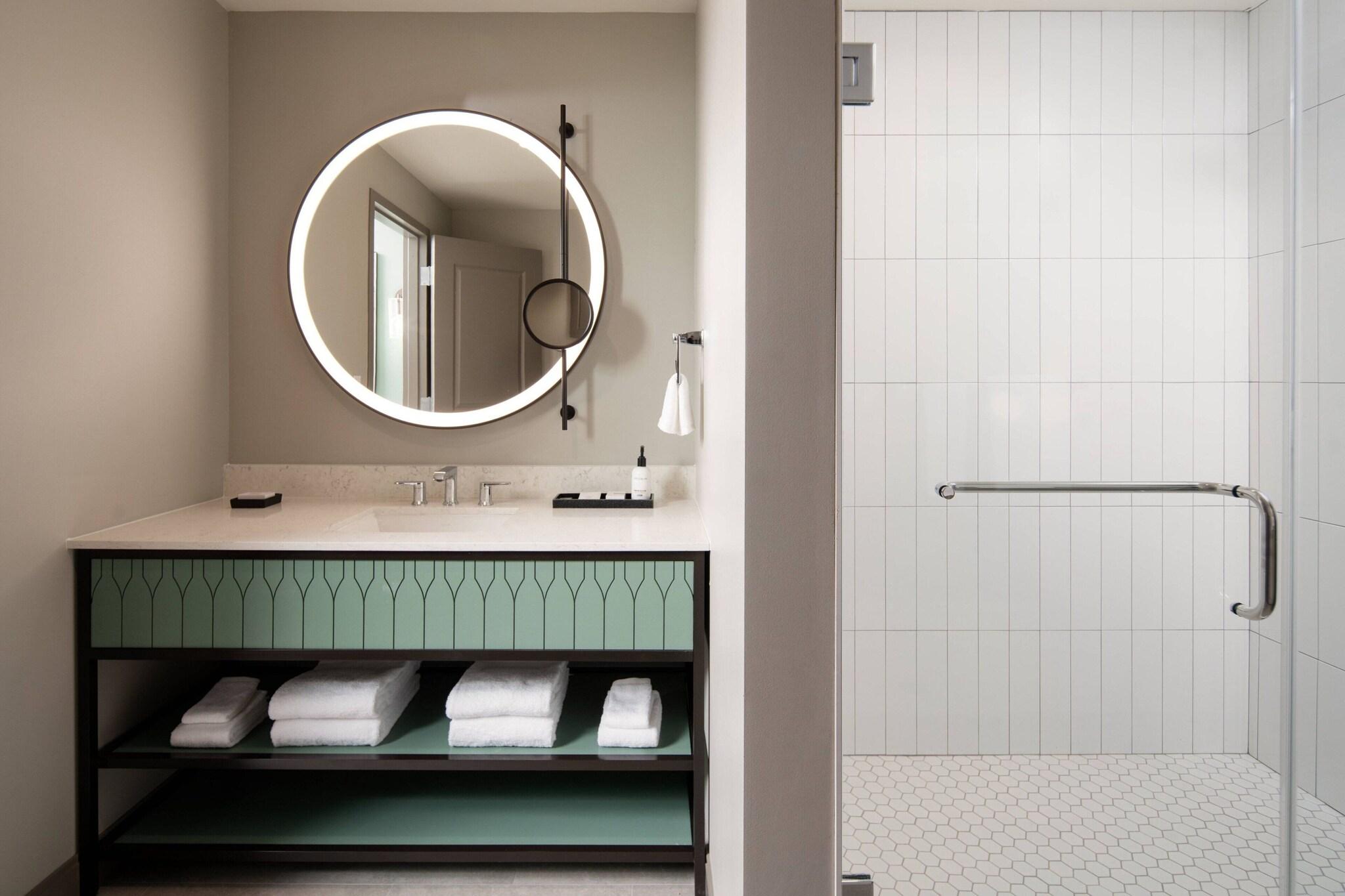 Double Classic King Bed