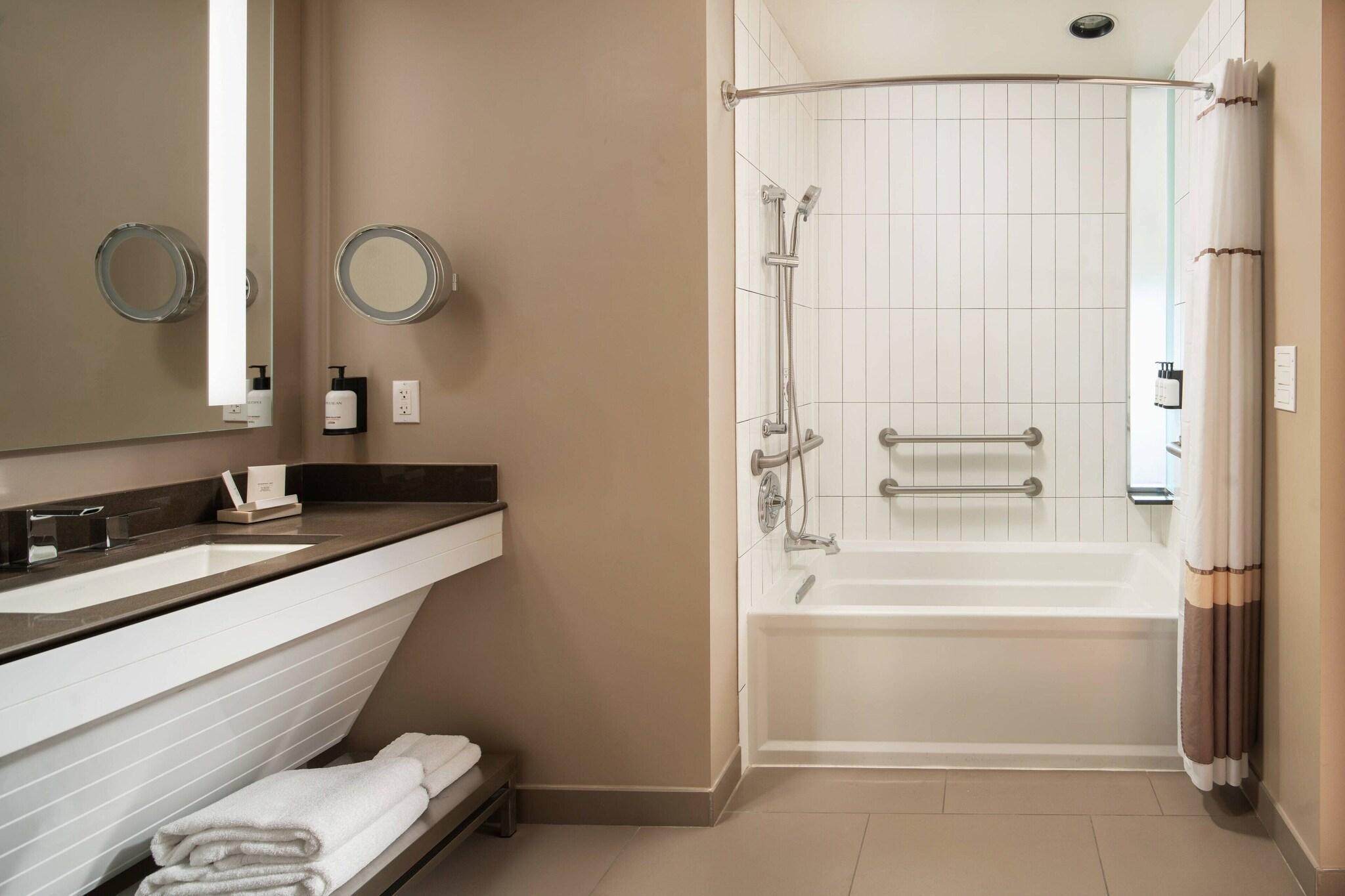 Double Classic King Bed