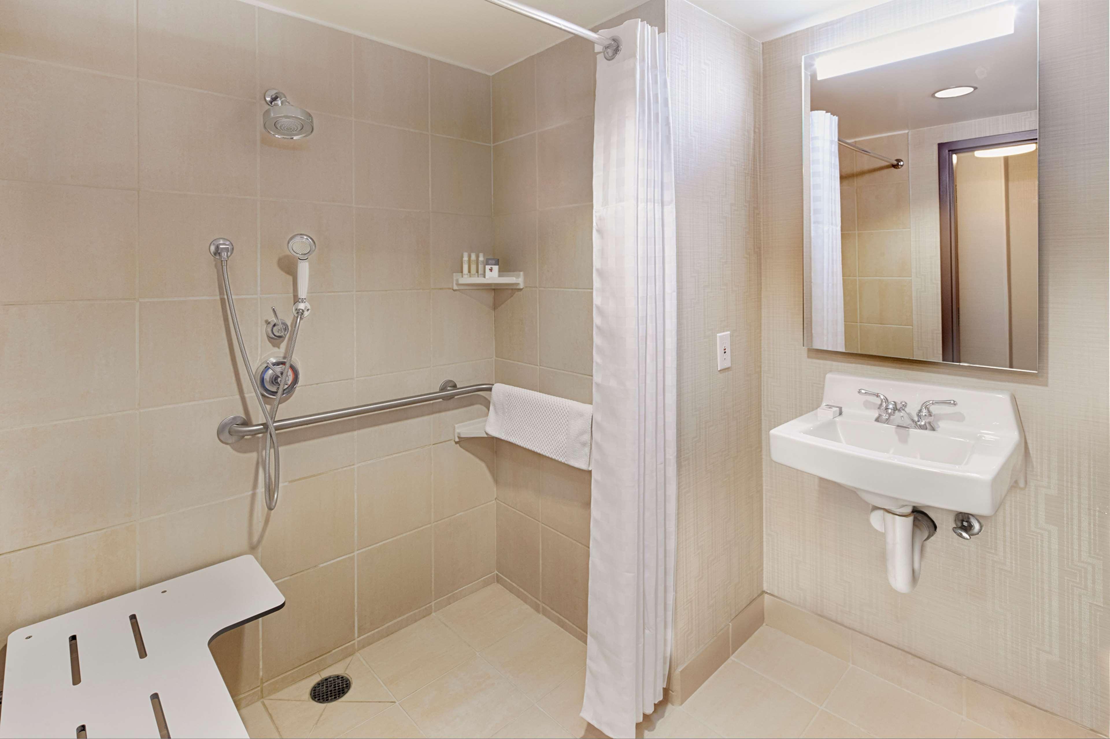 Double Two Queen Beds Non Smoking