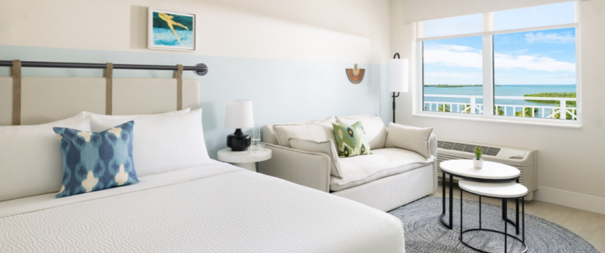 Room King Size Bed
