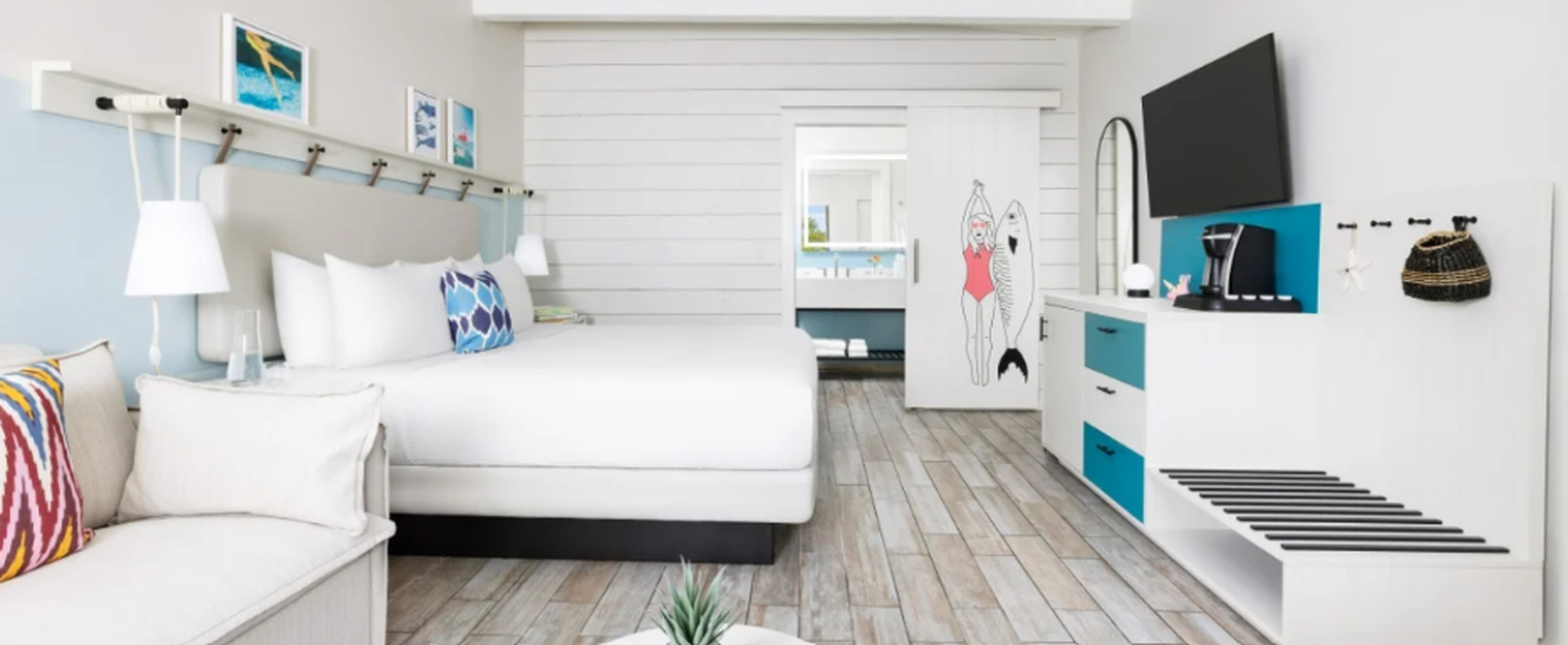 Room King Size Bed