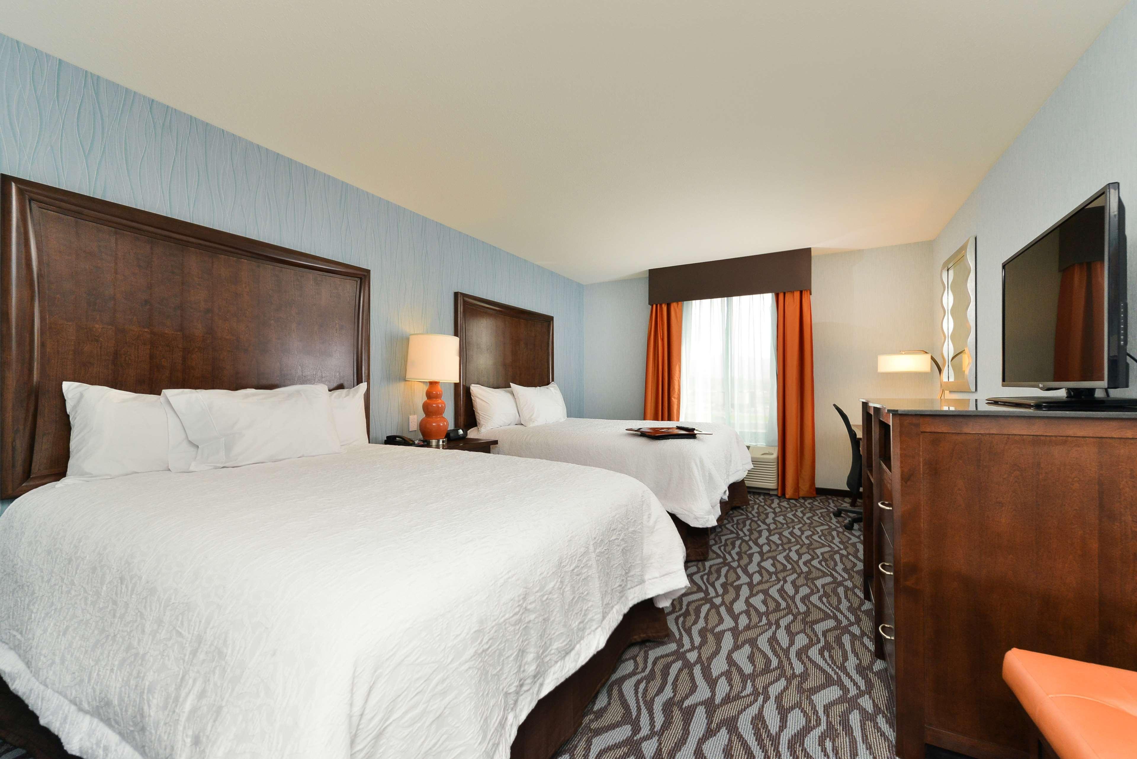 Twin Two Queen Beds Non Smoking