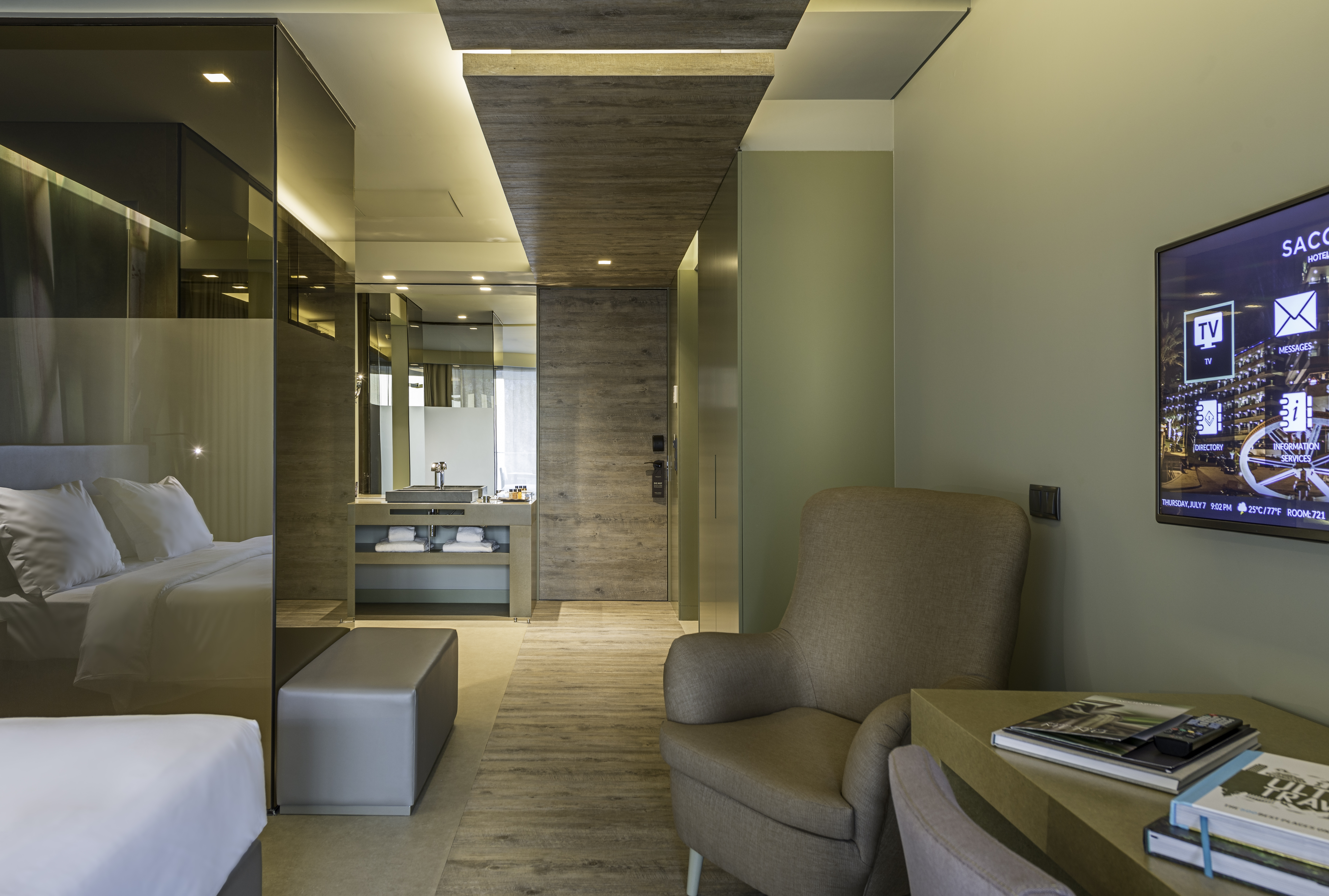 Suite Partial Ocean View One Bedroom