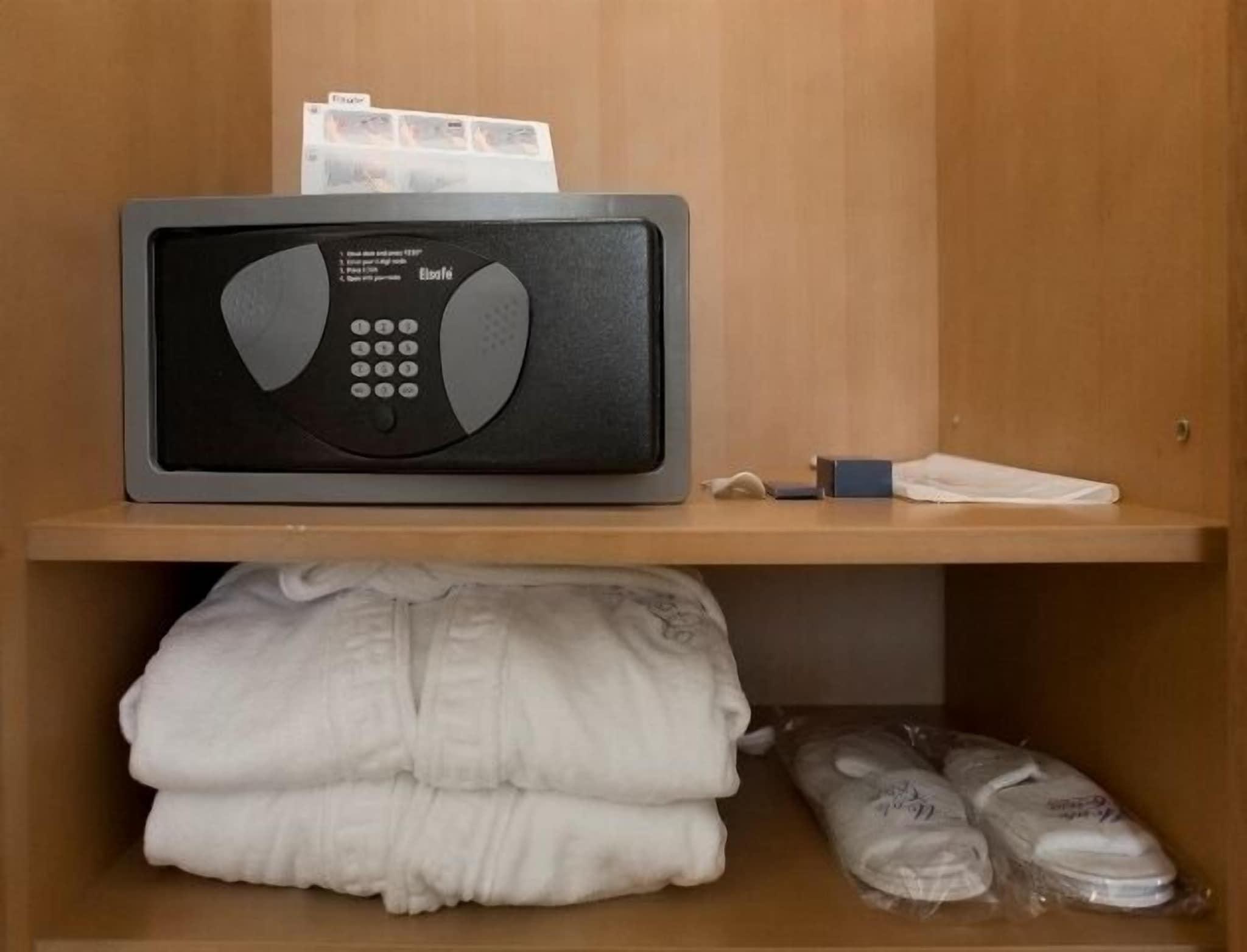 Double Partial Sea View