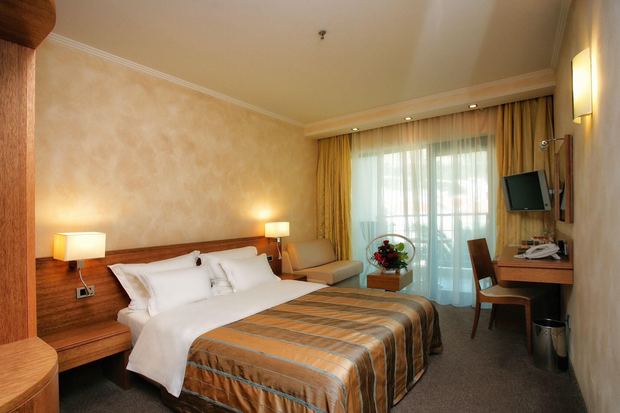 Double Mountain View