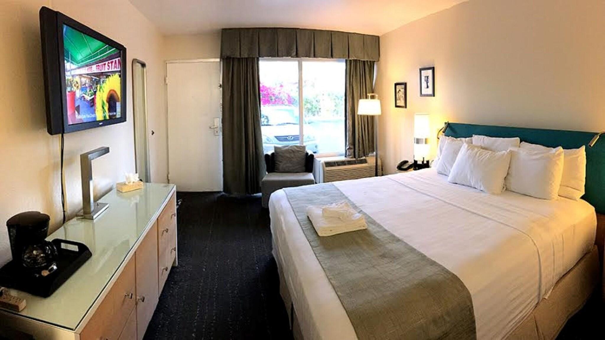 Double Superior King Bed