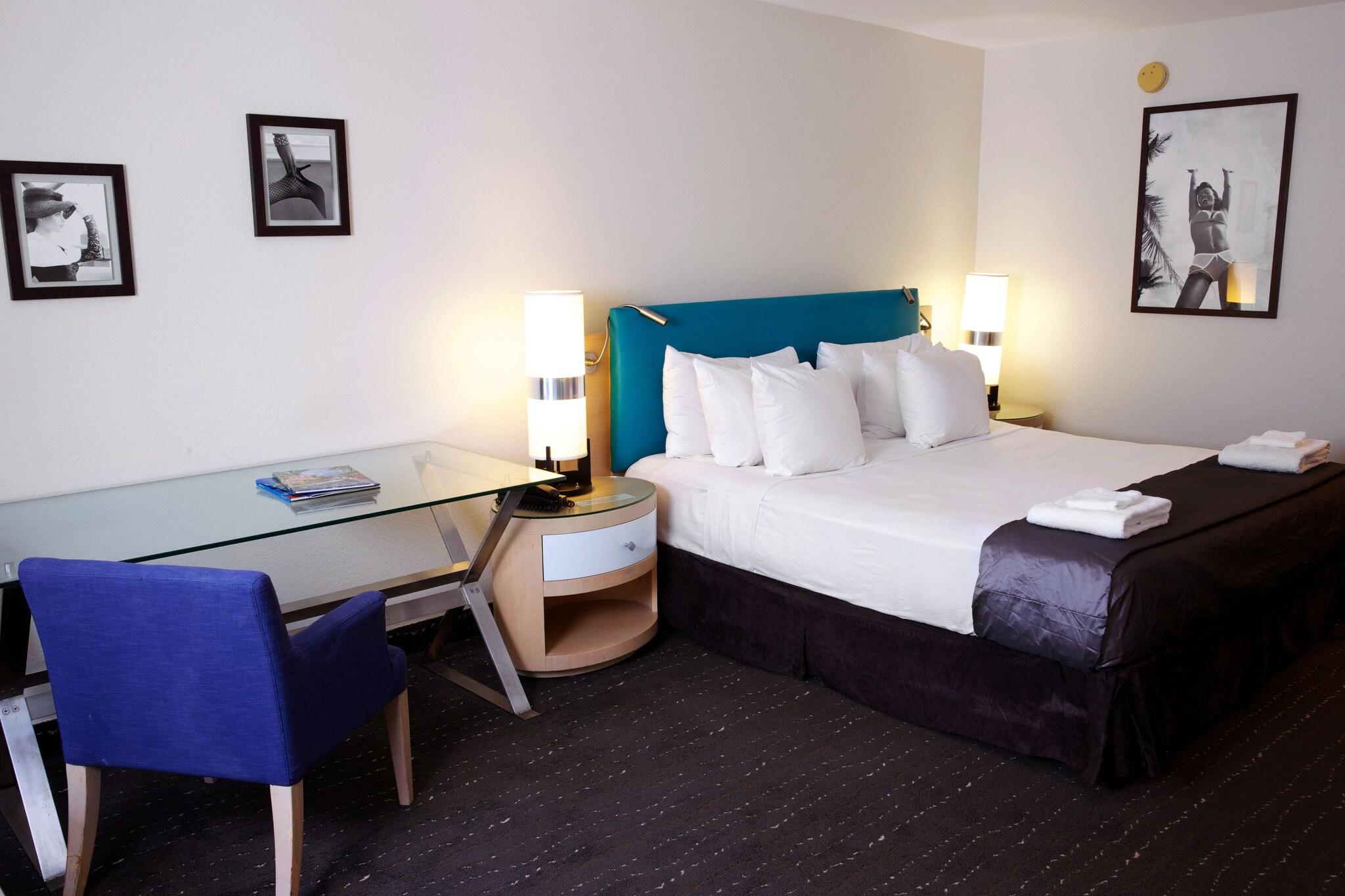 Double Deluxe King Bed