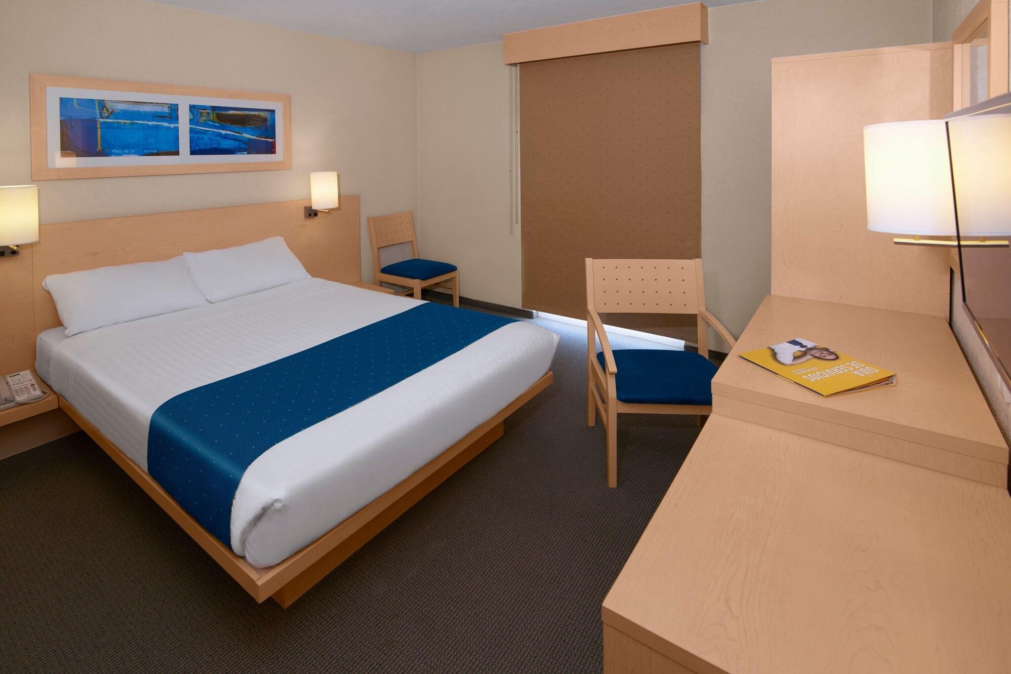 Double Queen Size Bed