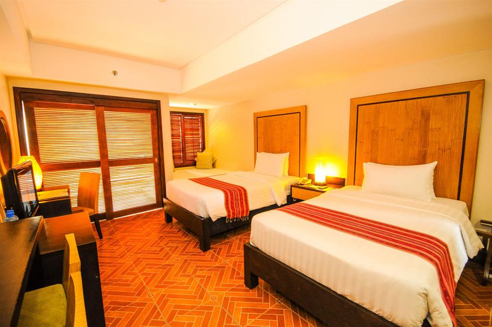 Family Room Two Double Beds One Bedroom 