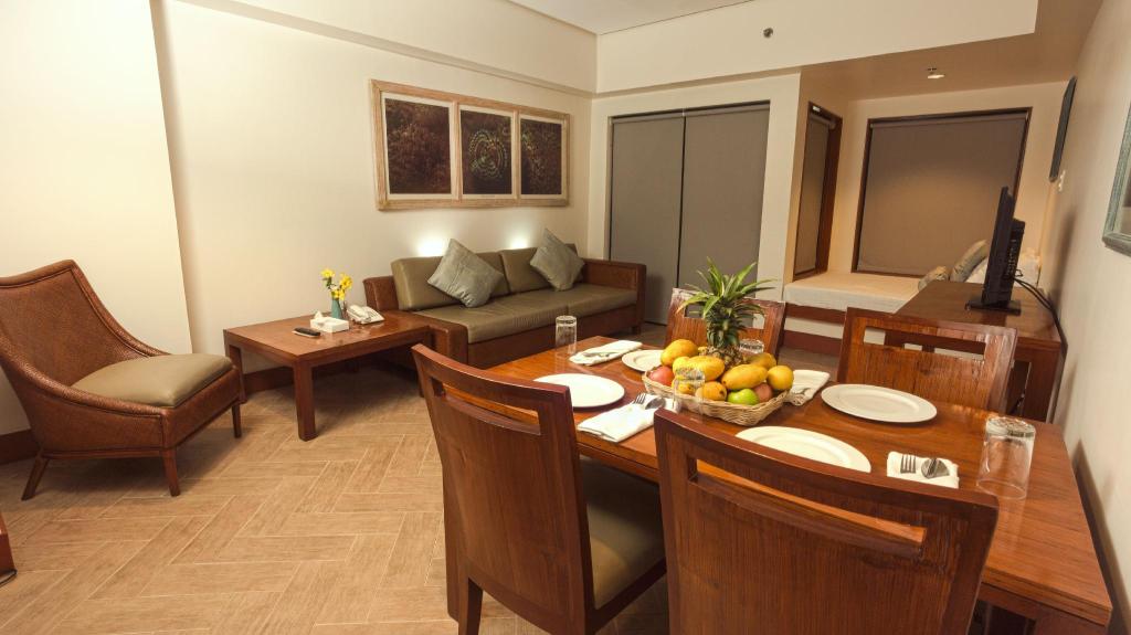 Family Room One Bedroom