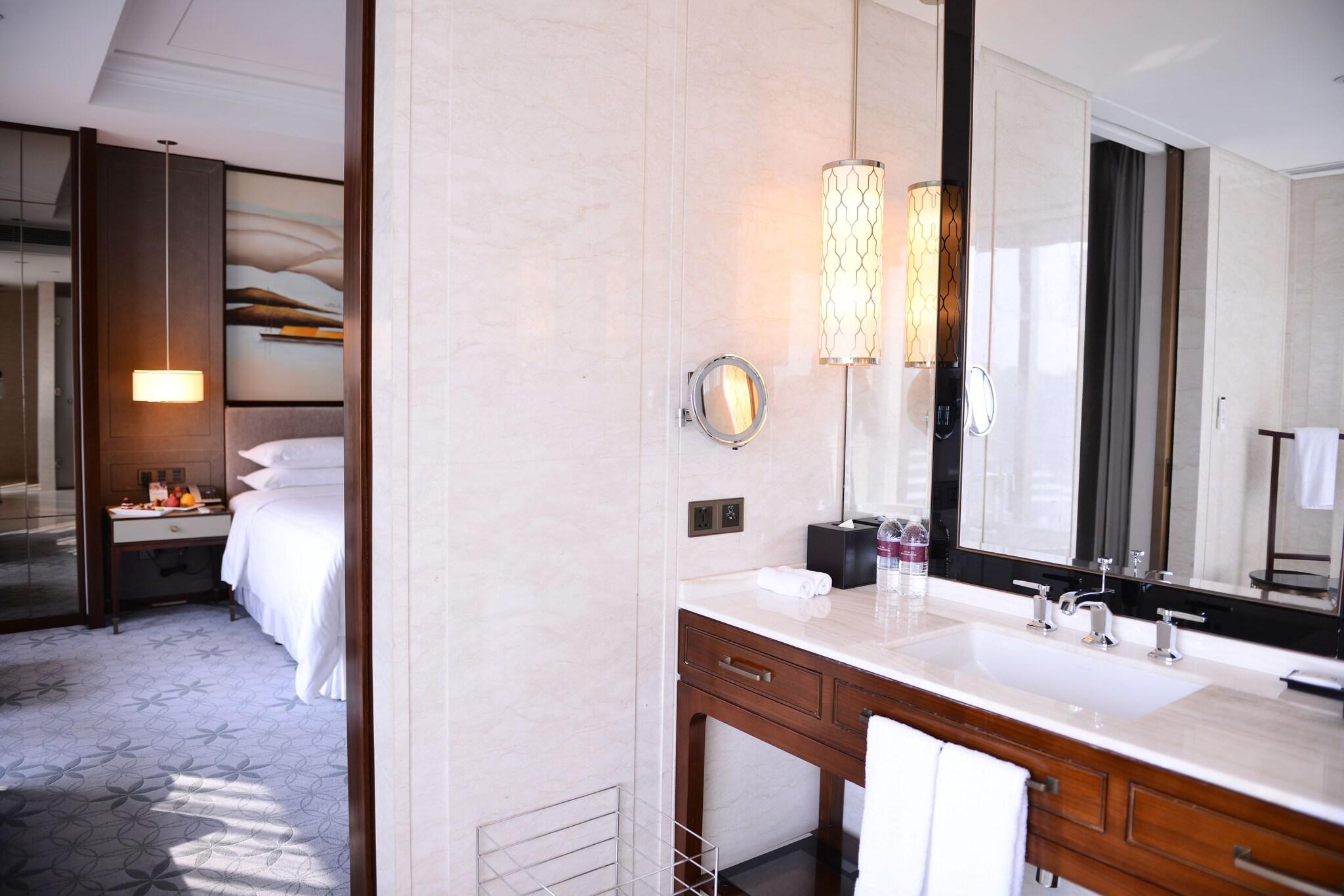 Double Premium King Bed