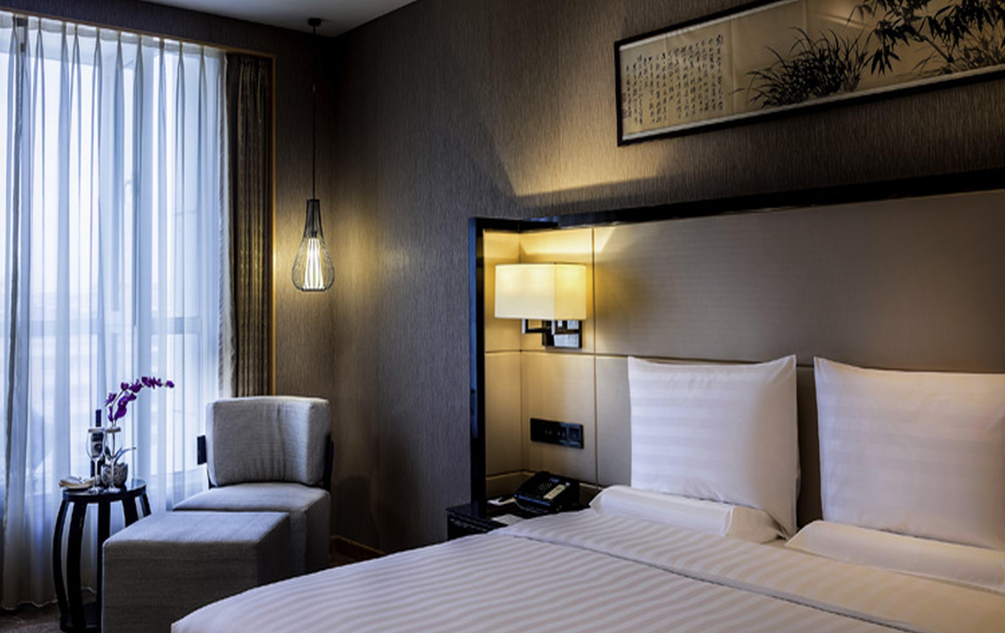 Double Superior King Bed