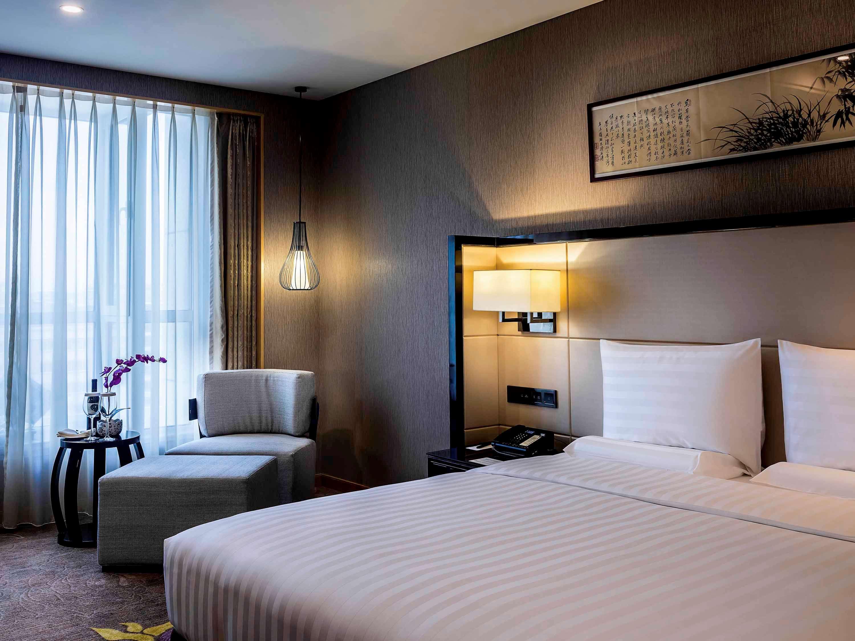 Double Superior King Bed