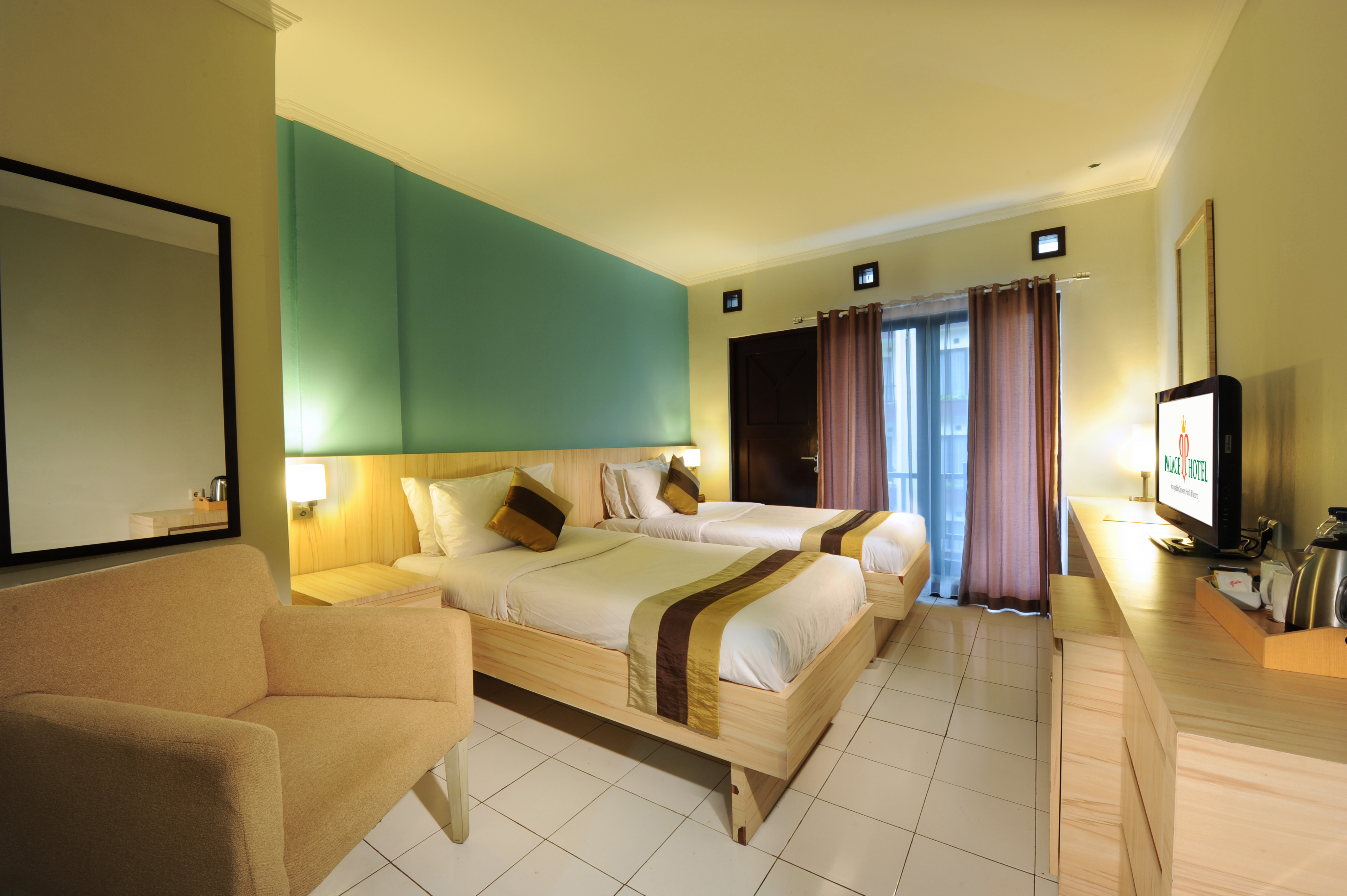 Double or Twin Deluxe