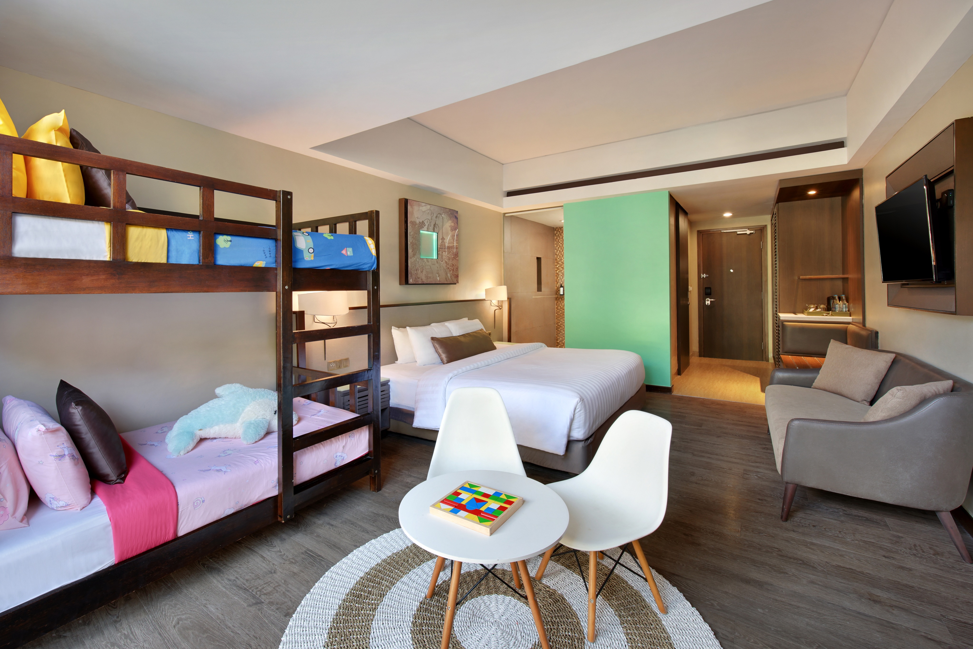 Family Room King Size Bed