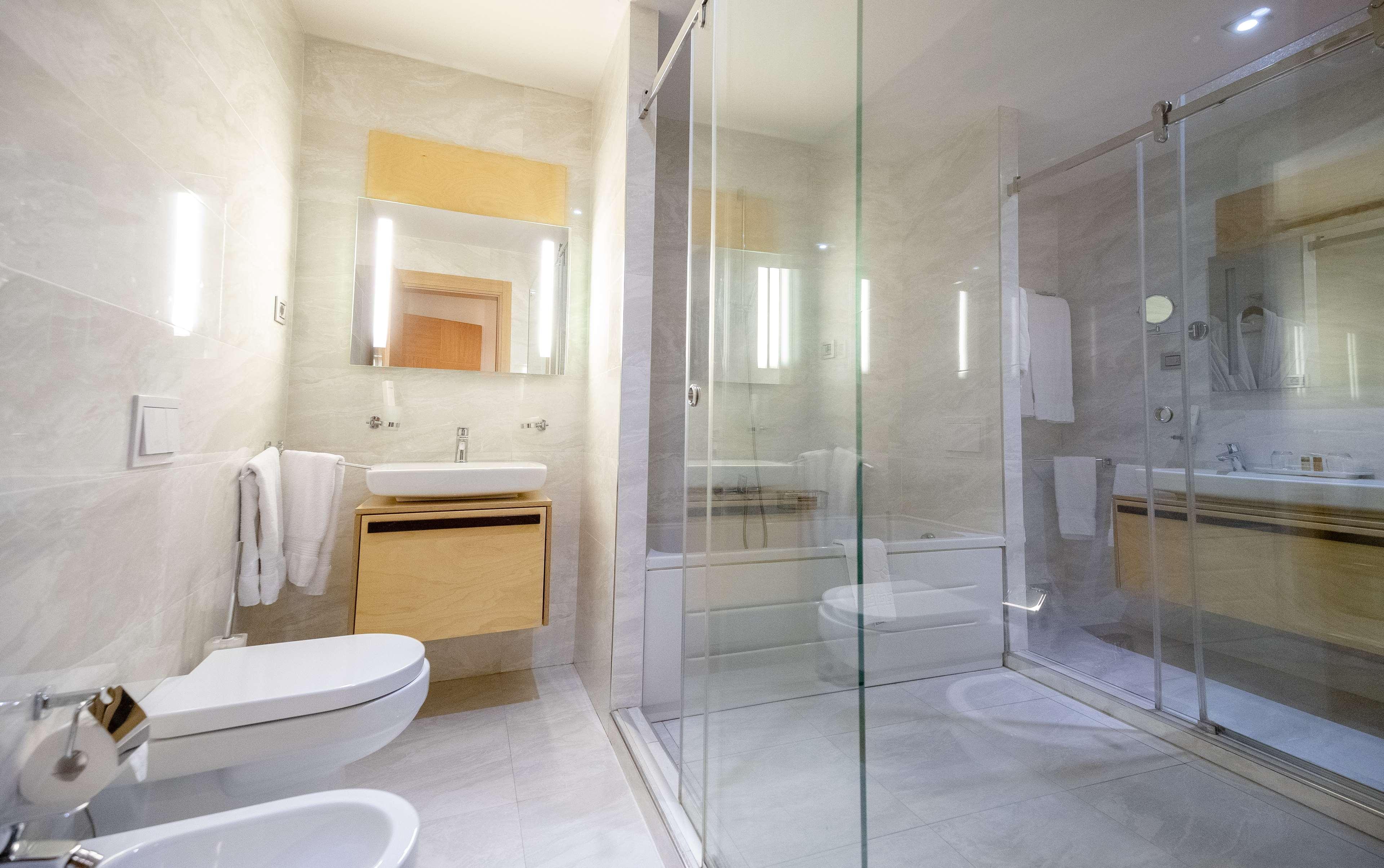 Family Room Capacity 4