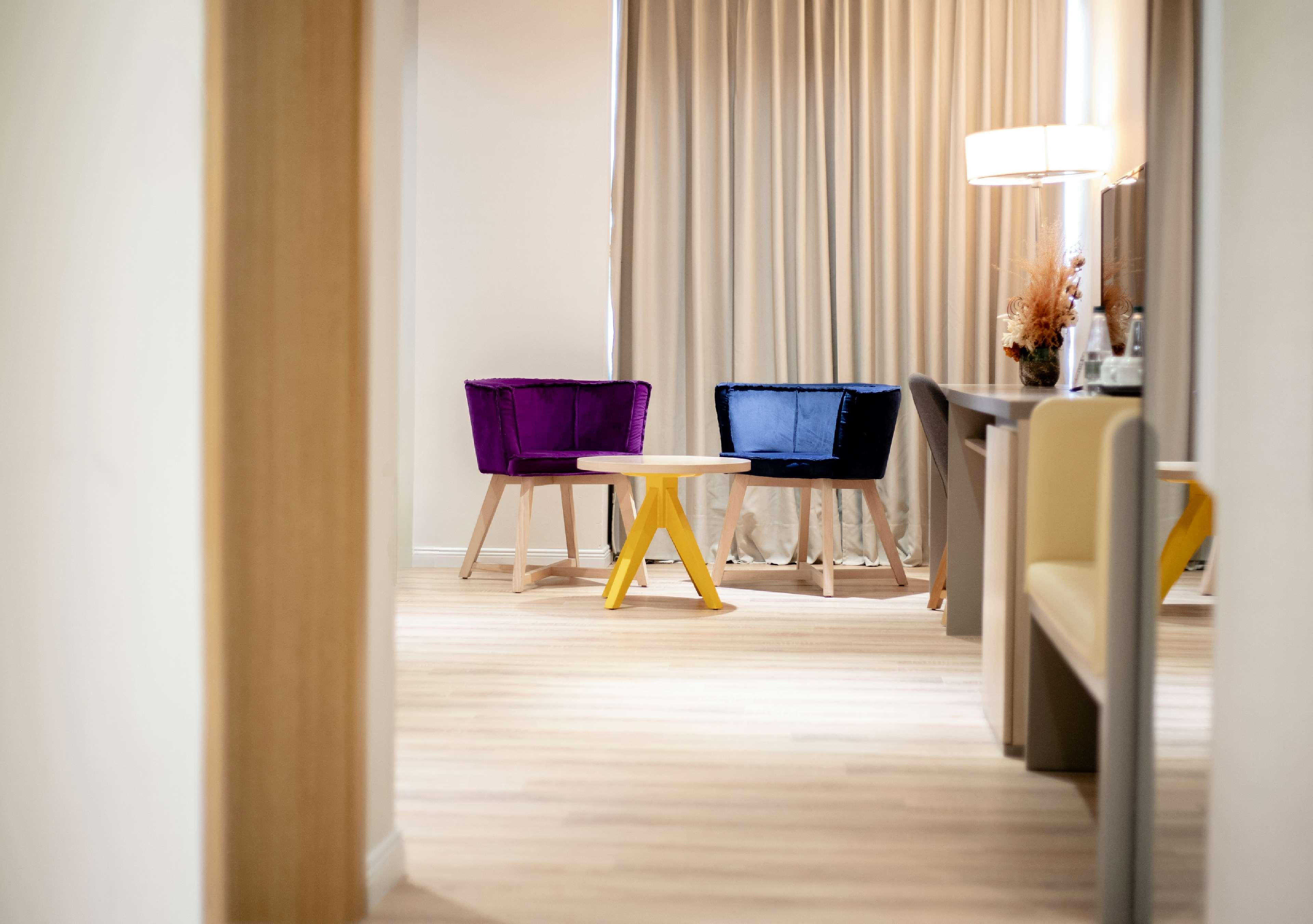 Family Room Capacity 4