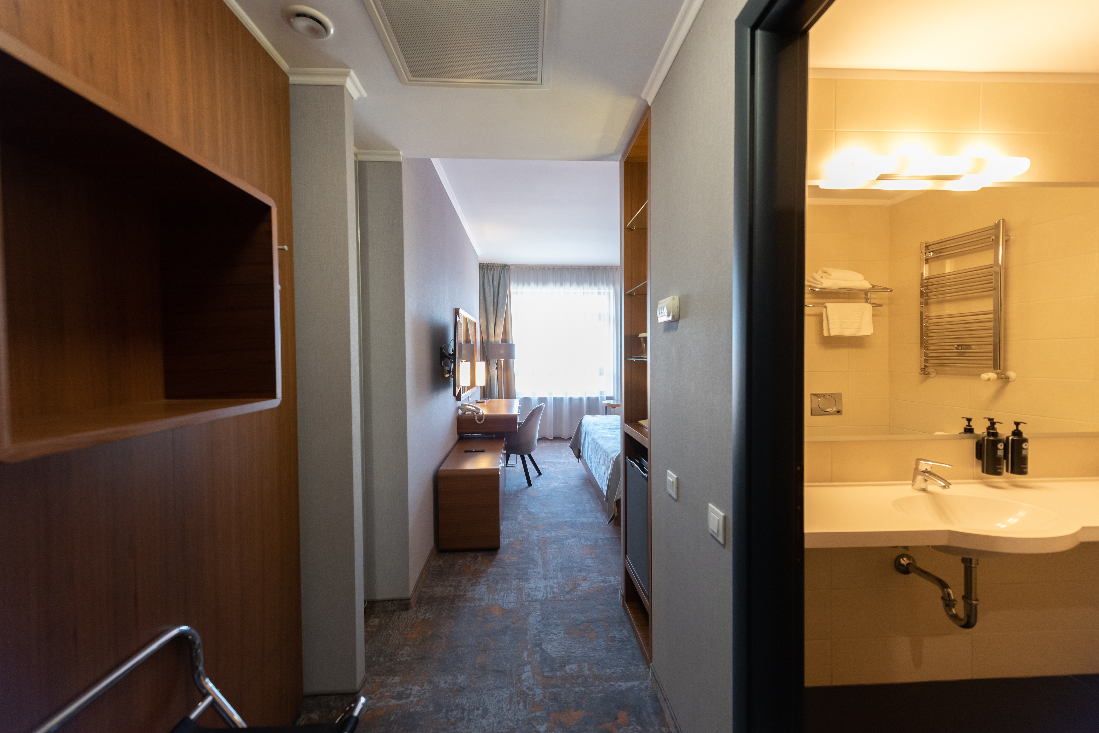 Double King Size Bed