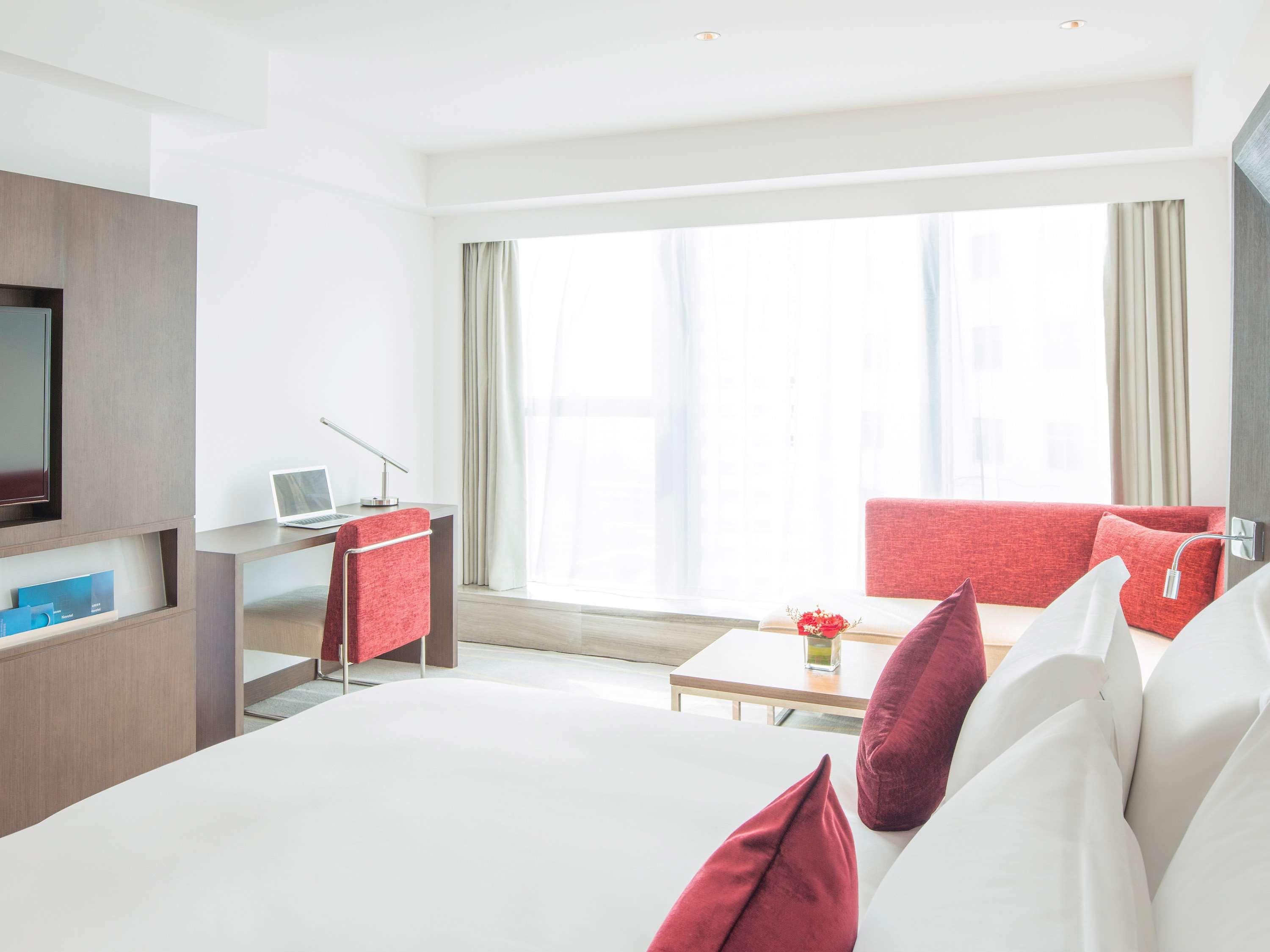 Double Superior Queen Bed