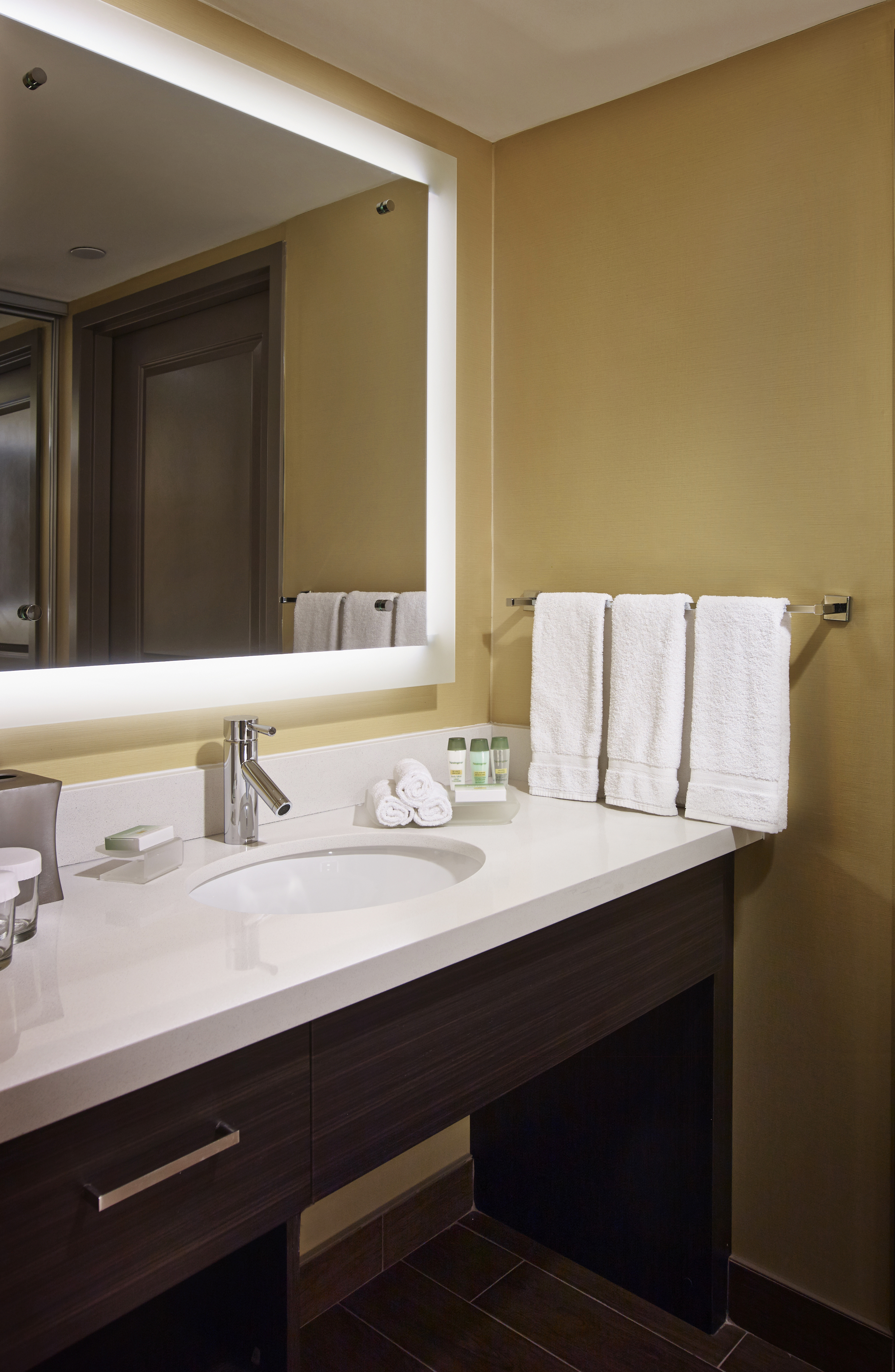 Suite Two Queen Beds