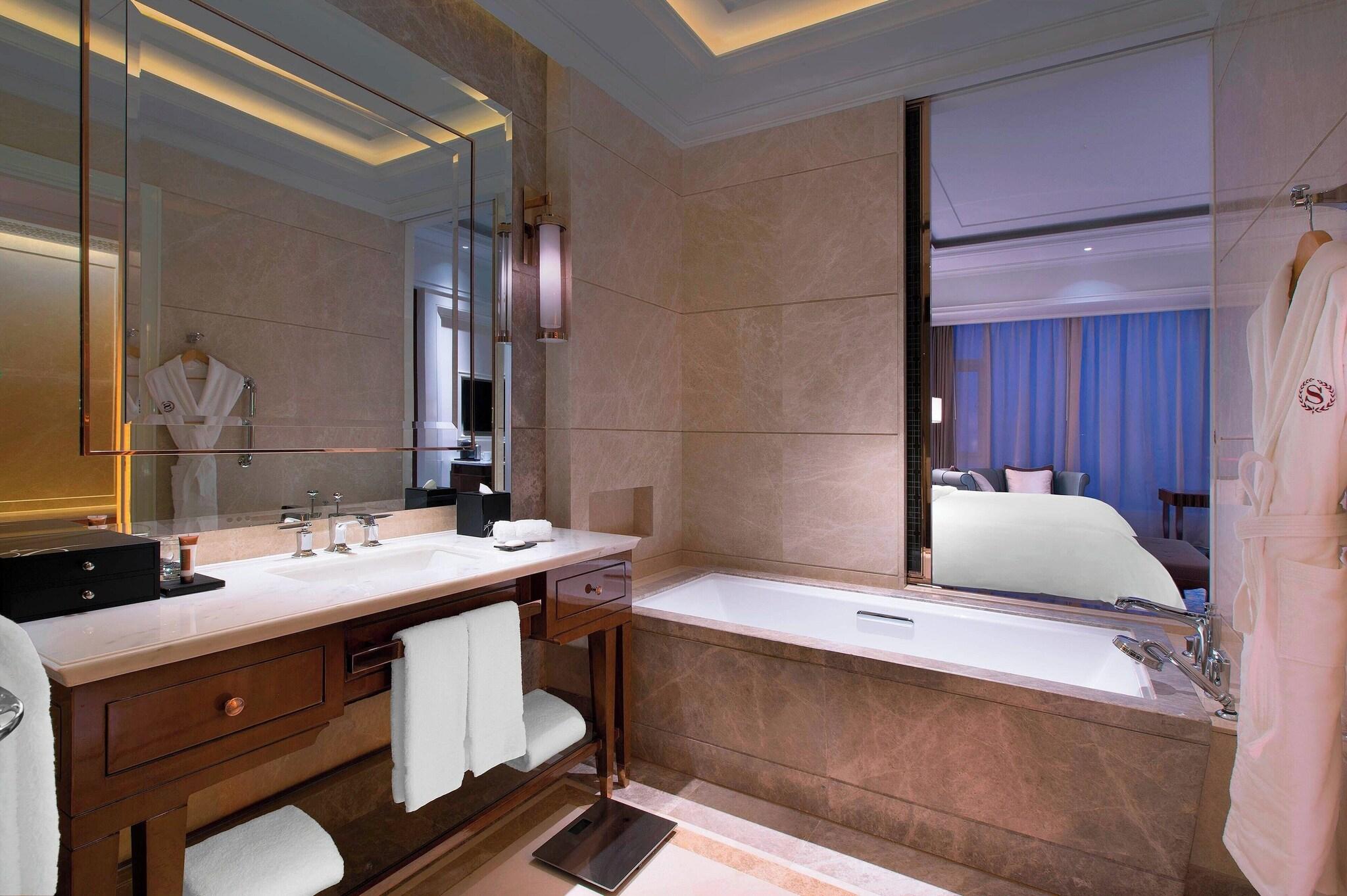 Double King Size Bed