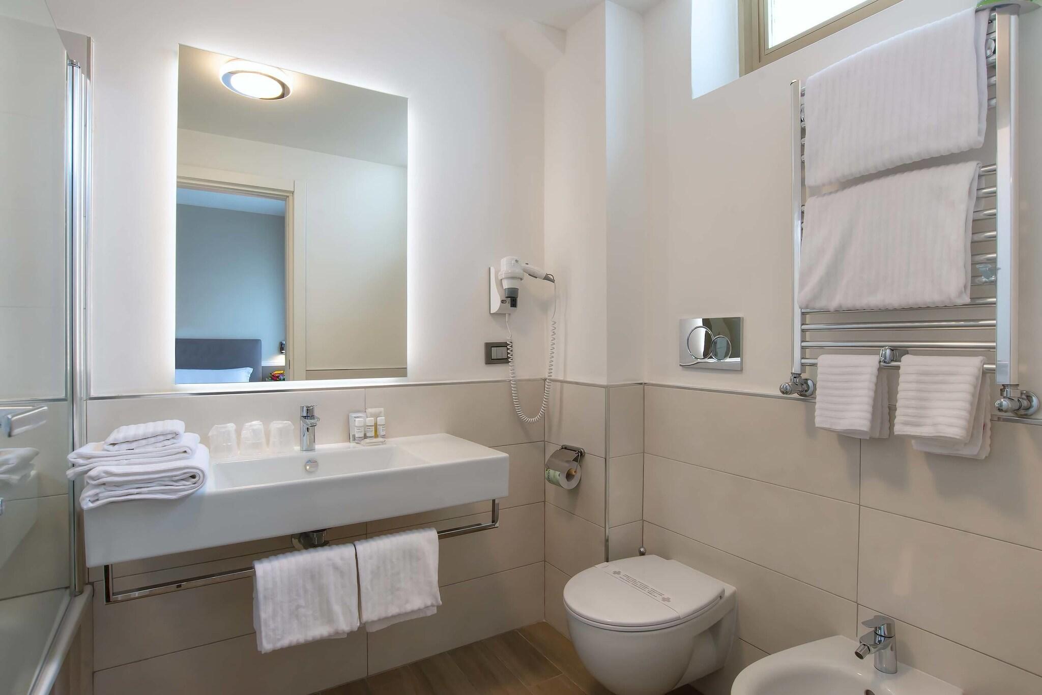 Family Room Connecting Room