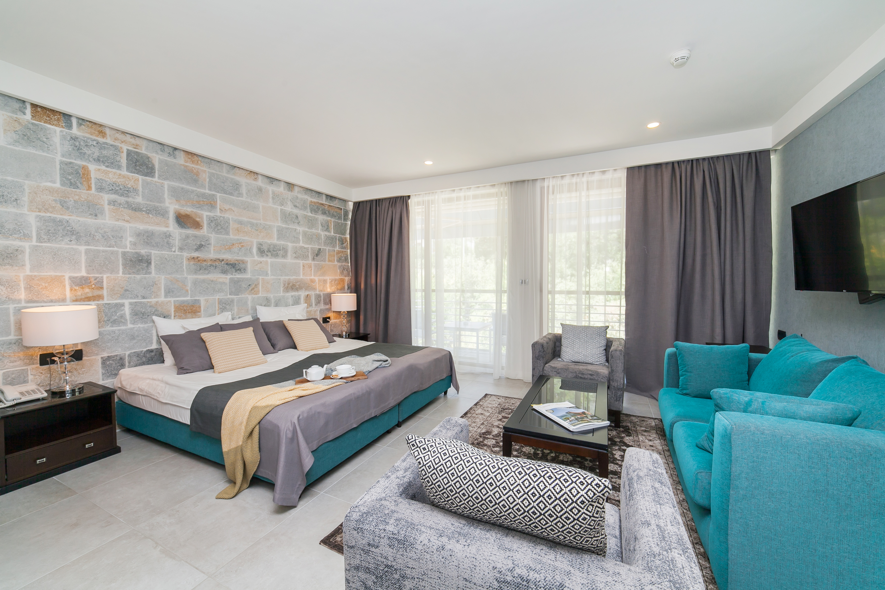 Junior Suite Mountain View