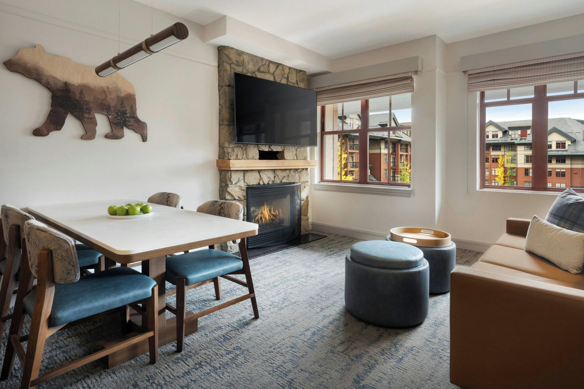 Villa Accessible King Size Bed