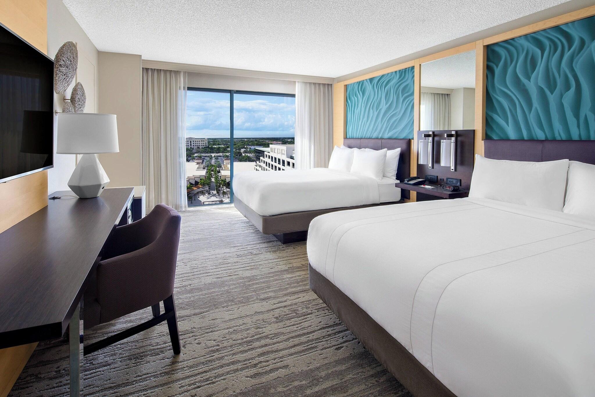 Double Deluxe Two Queen Beds