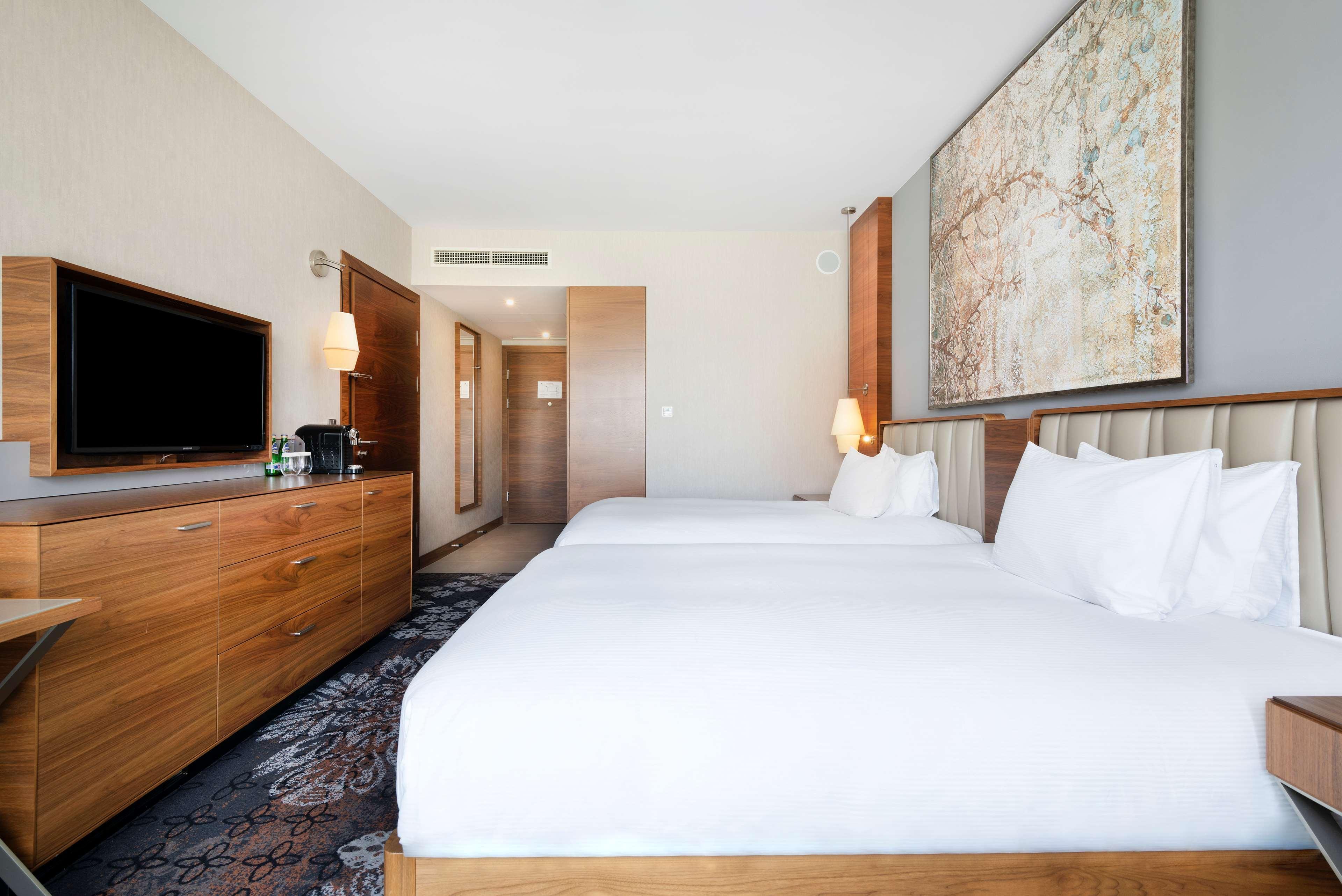 Double Executive King Bed