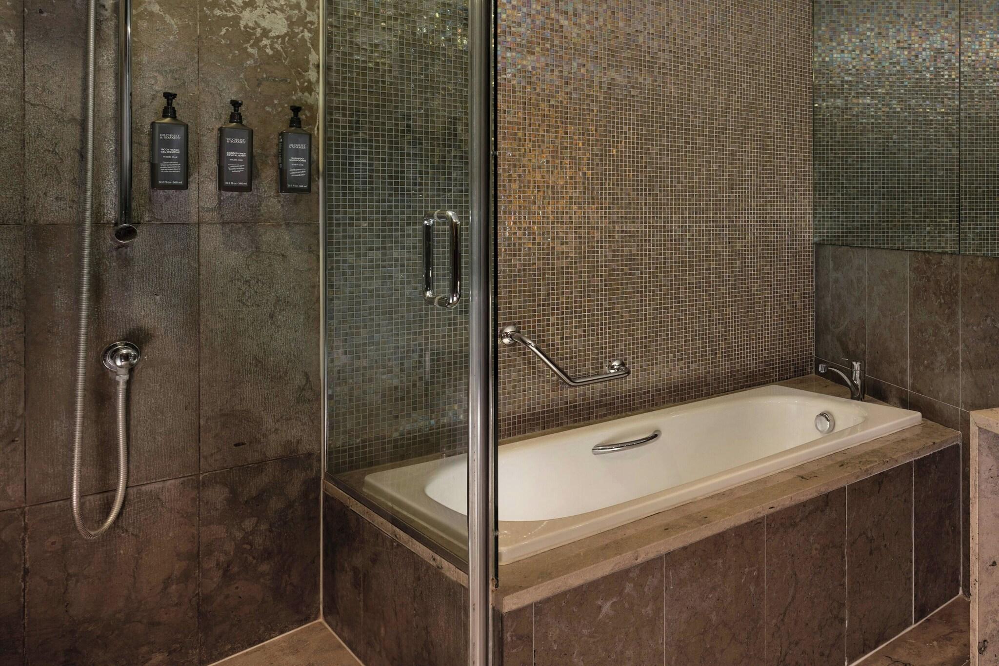 Double Classic King Bed