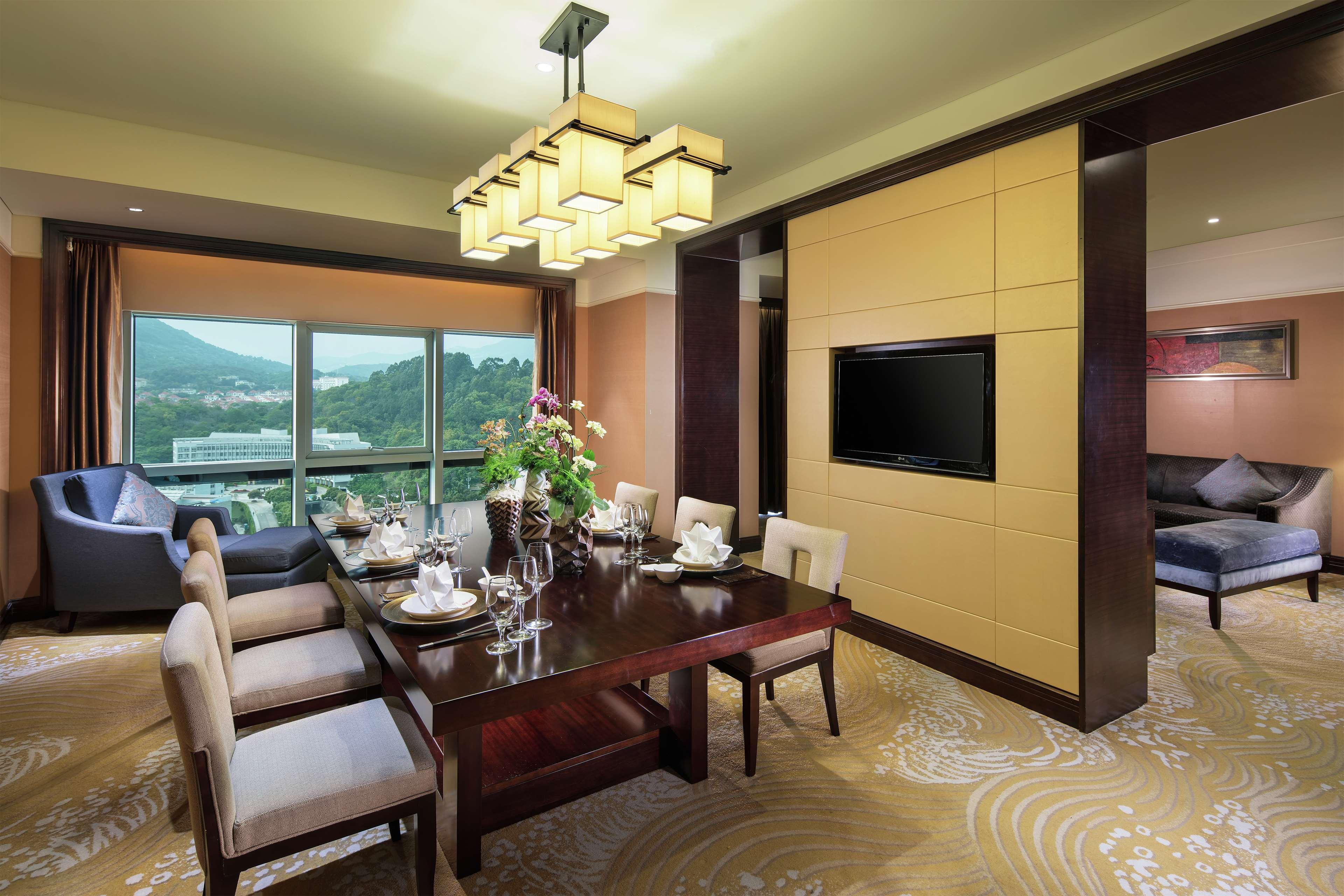 Suite Premier King Bed