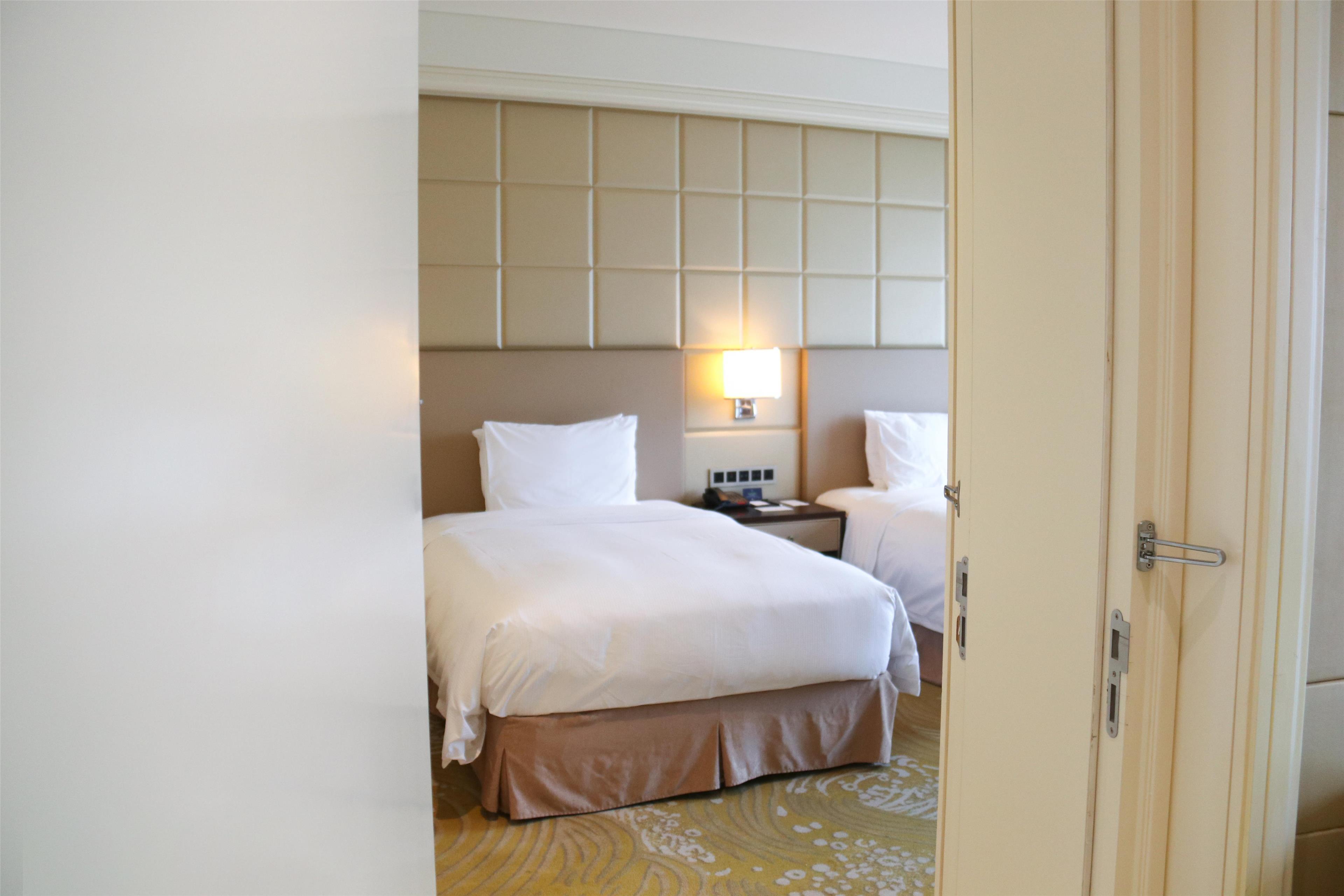 Family Room Connecting Room