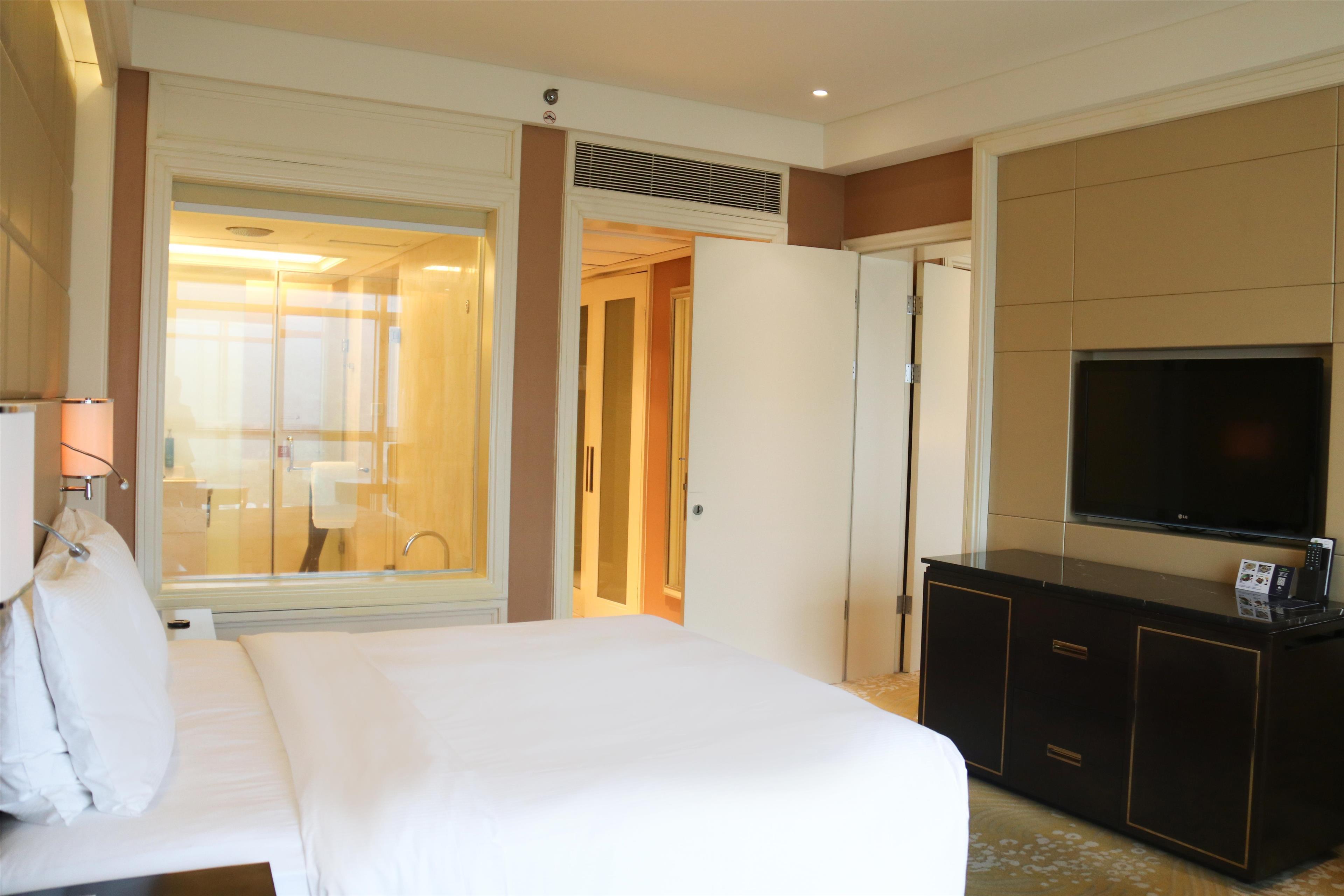 Family Room Connecting Room