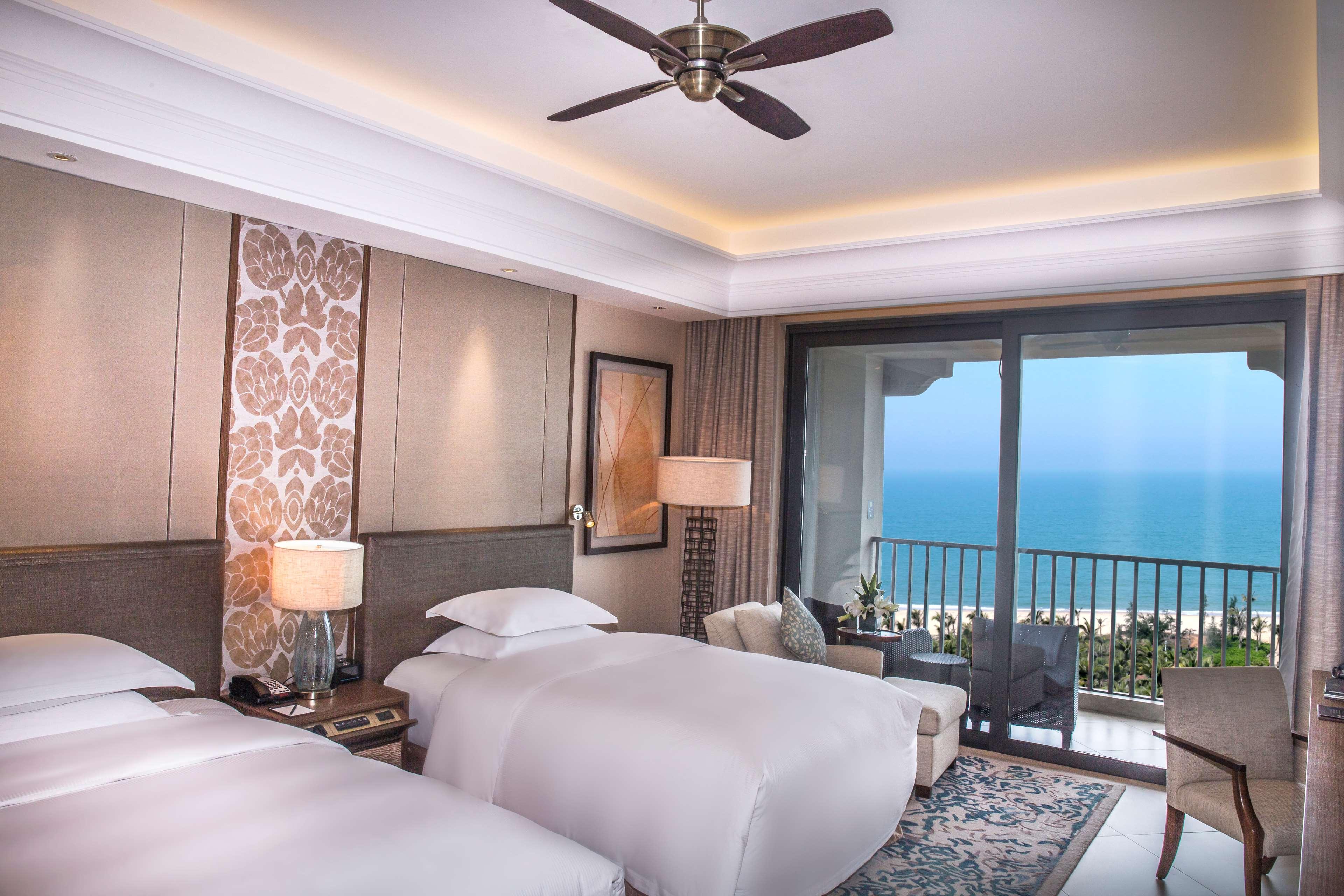 Twin Executive Sea View