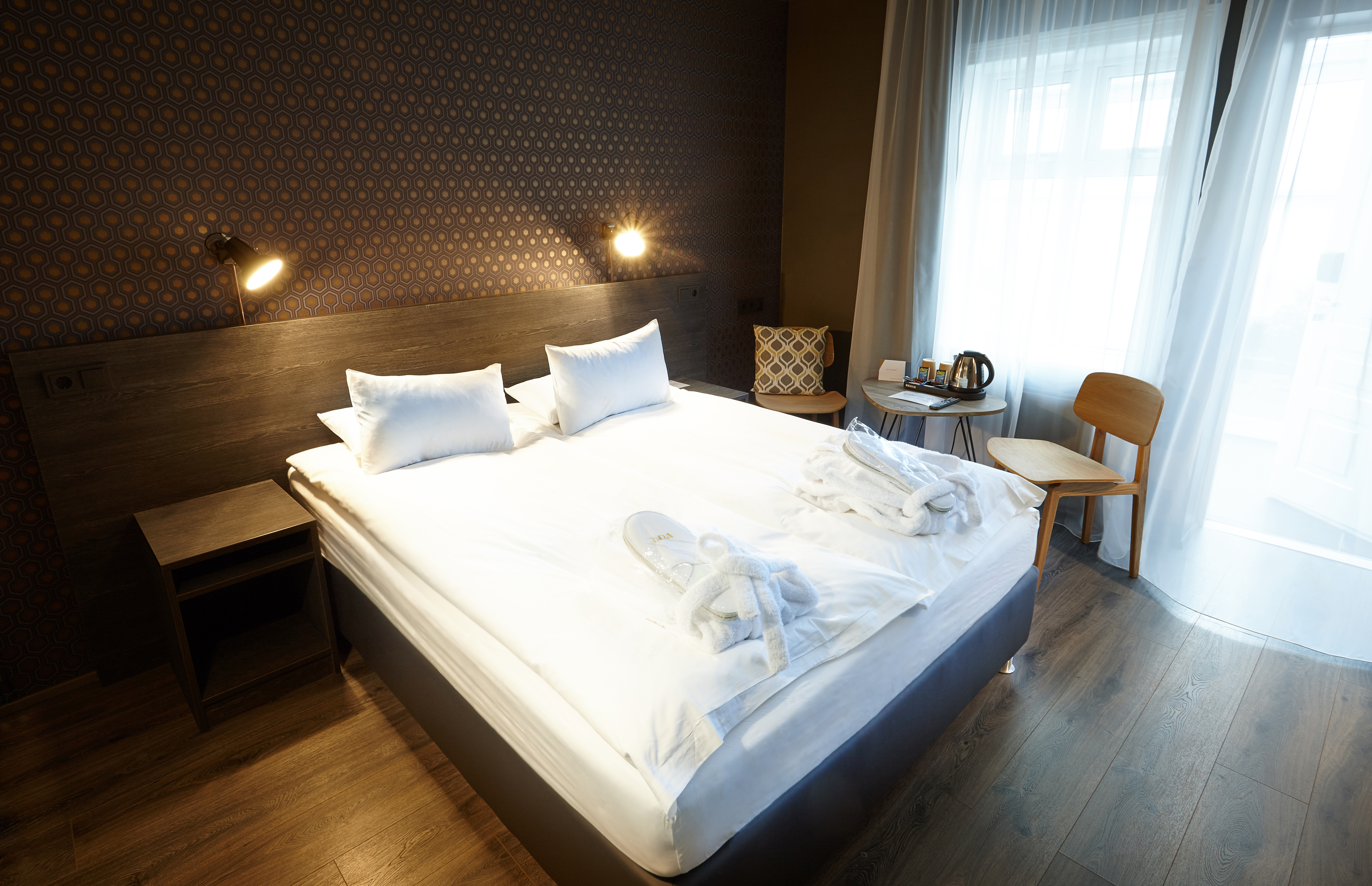 Double Queen Size Bed