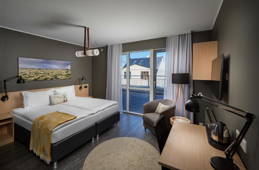 Double or Twin Deluxe with Balcony