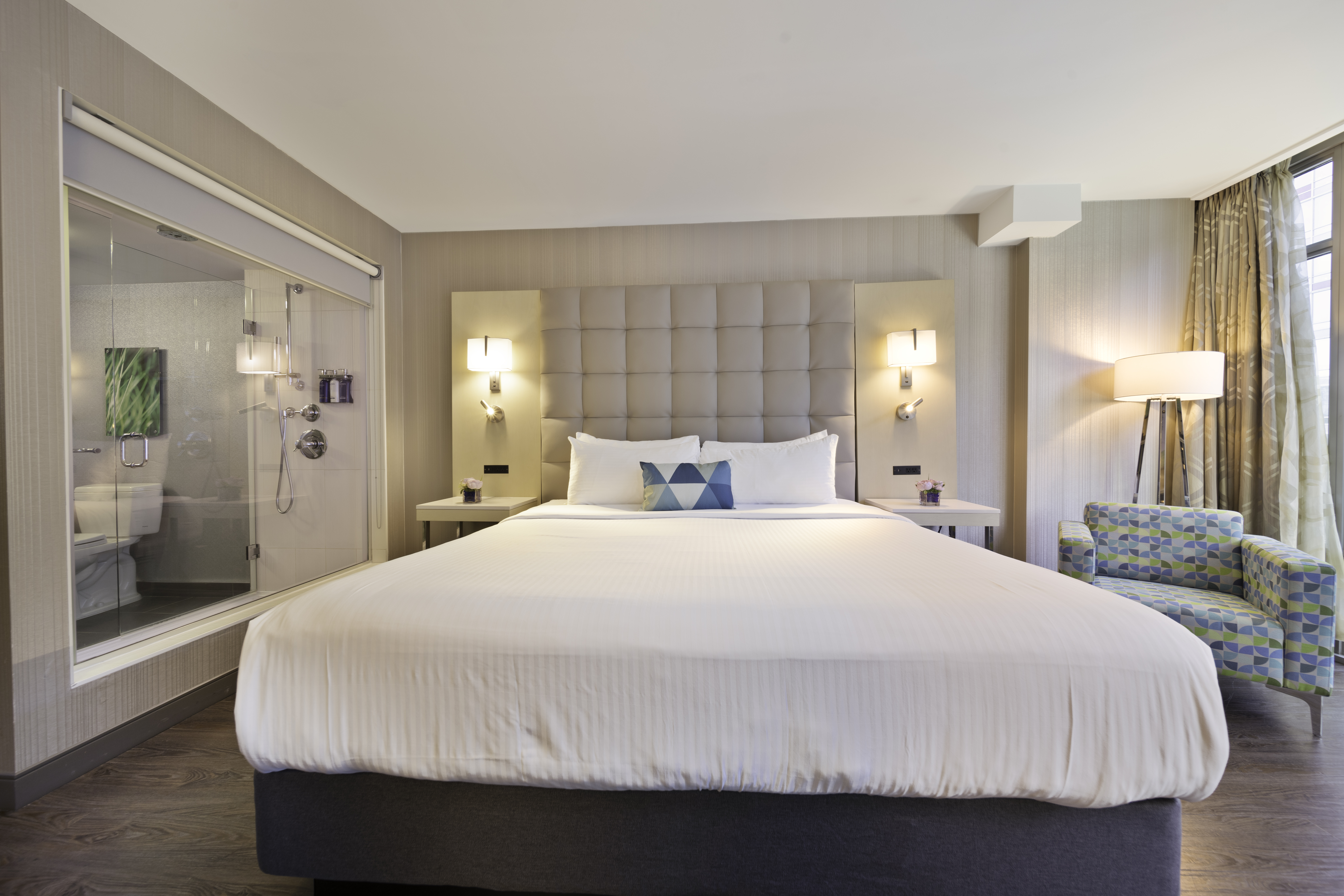 Double Deluxe King Bed