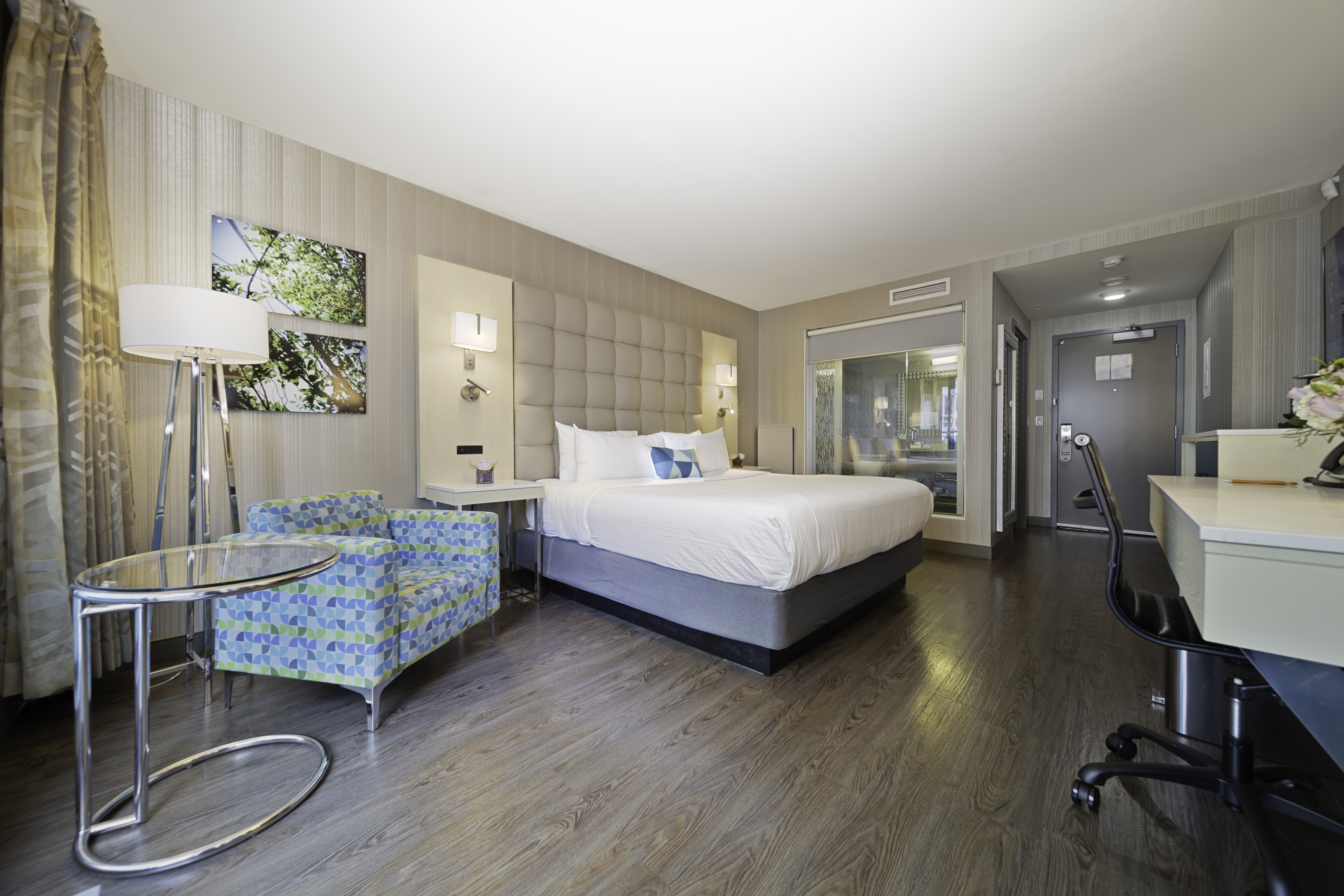 Double Deluxe King Bed