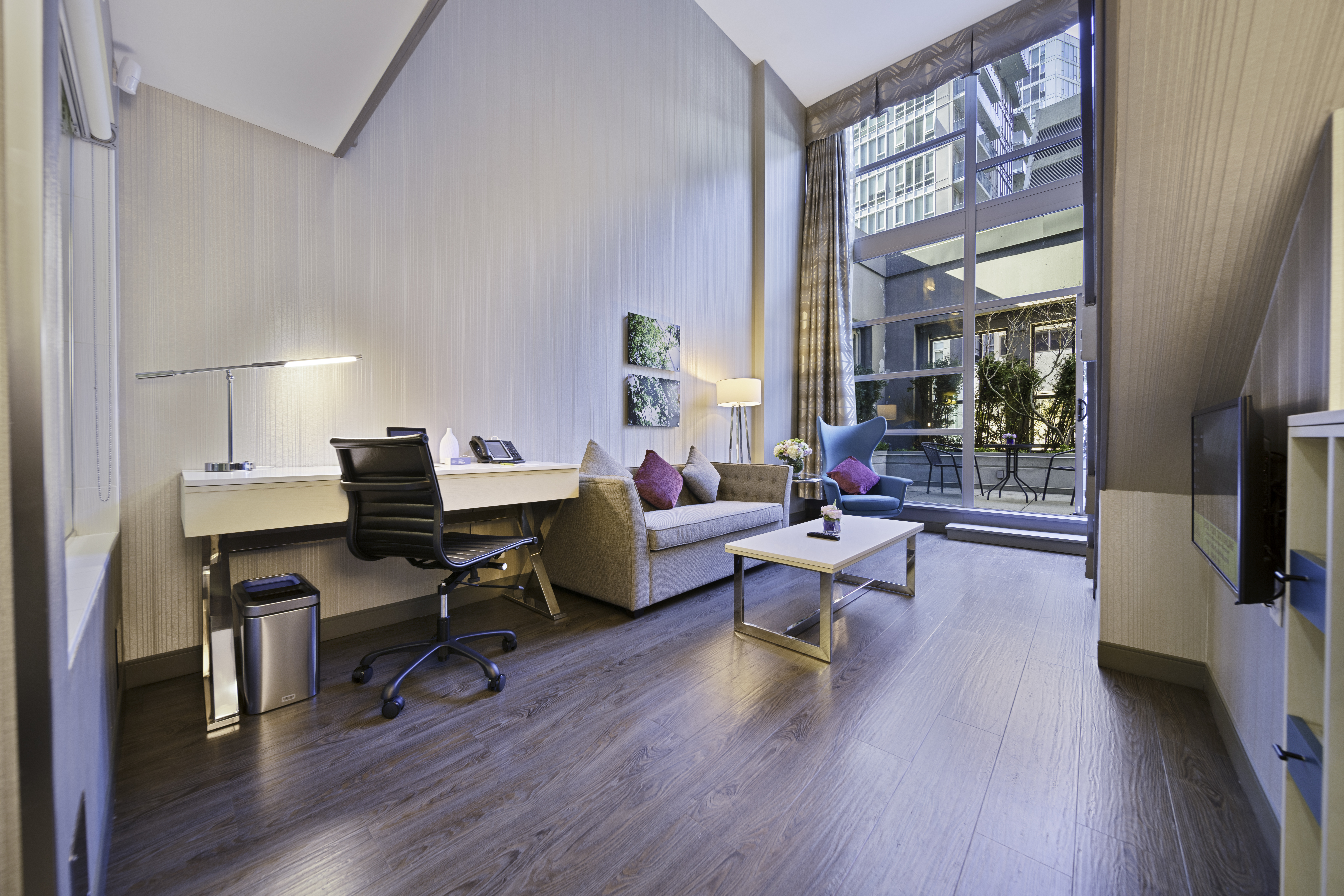 Double King Size Bed