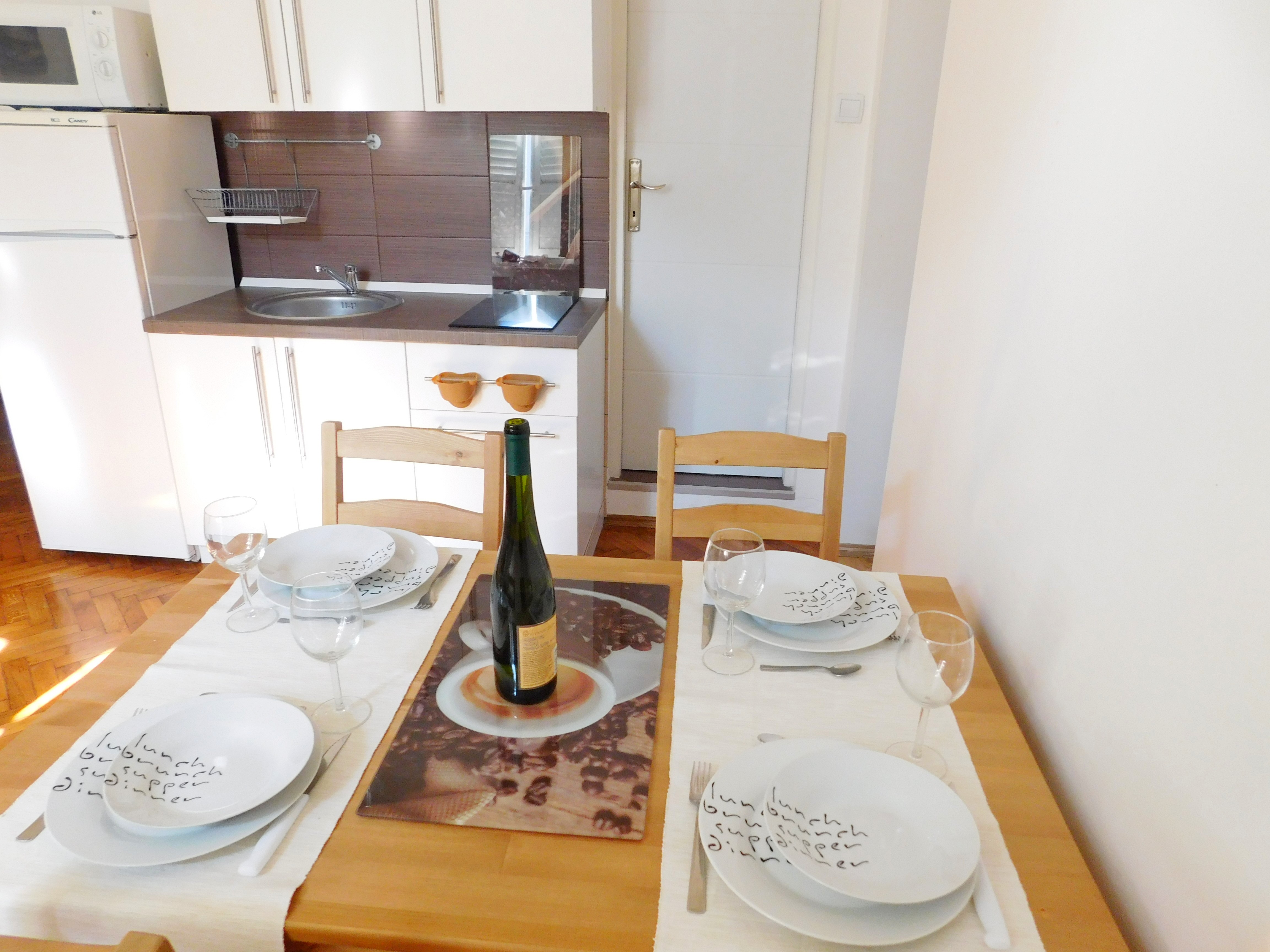 Apartment Capacity 4