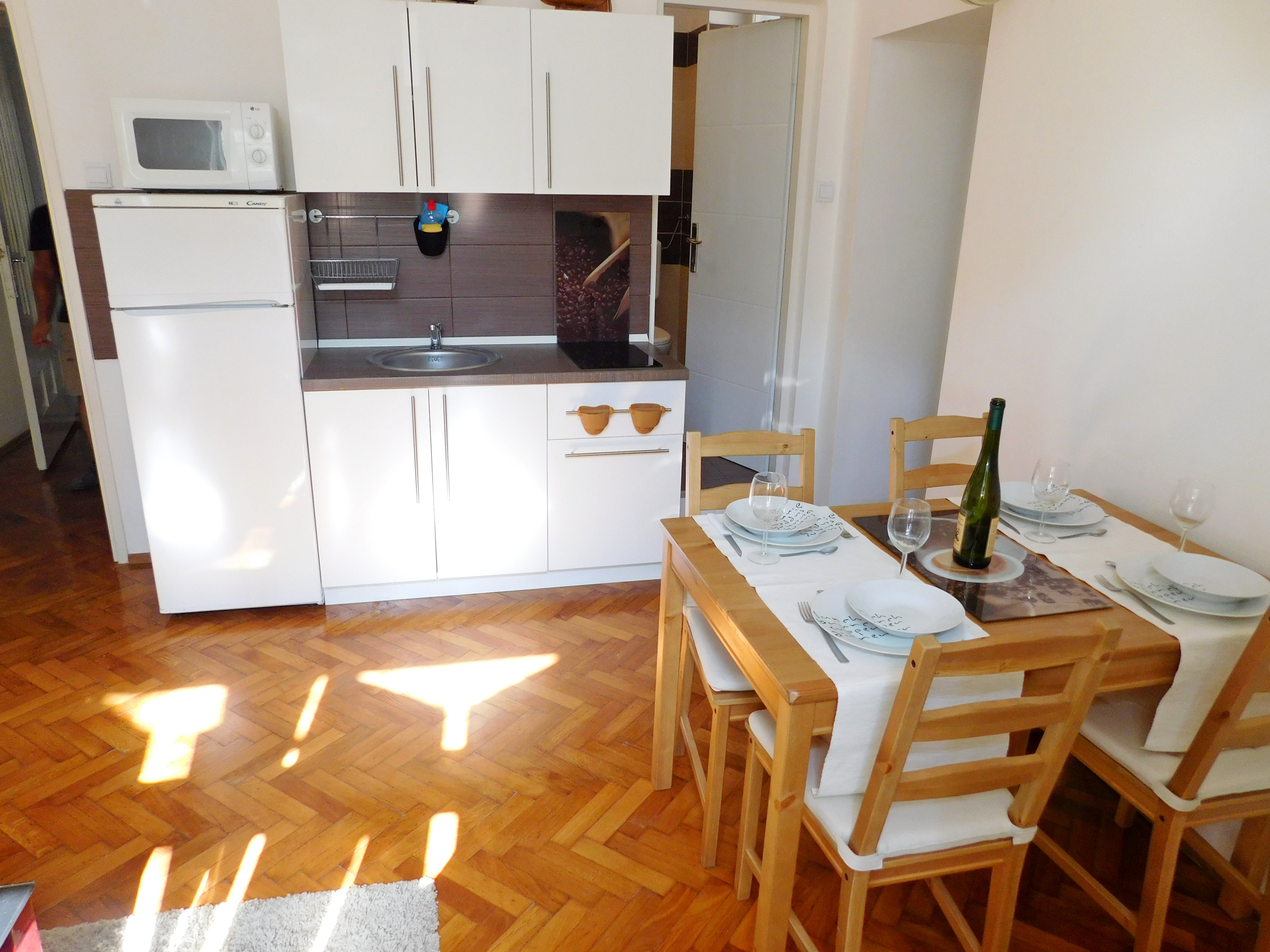 Apartment Capacity 4