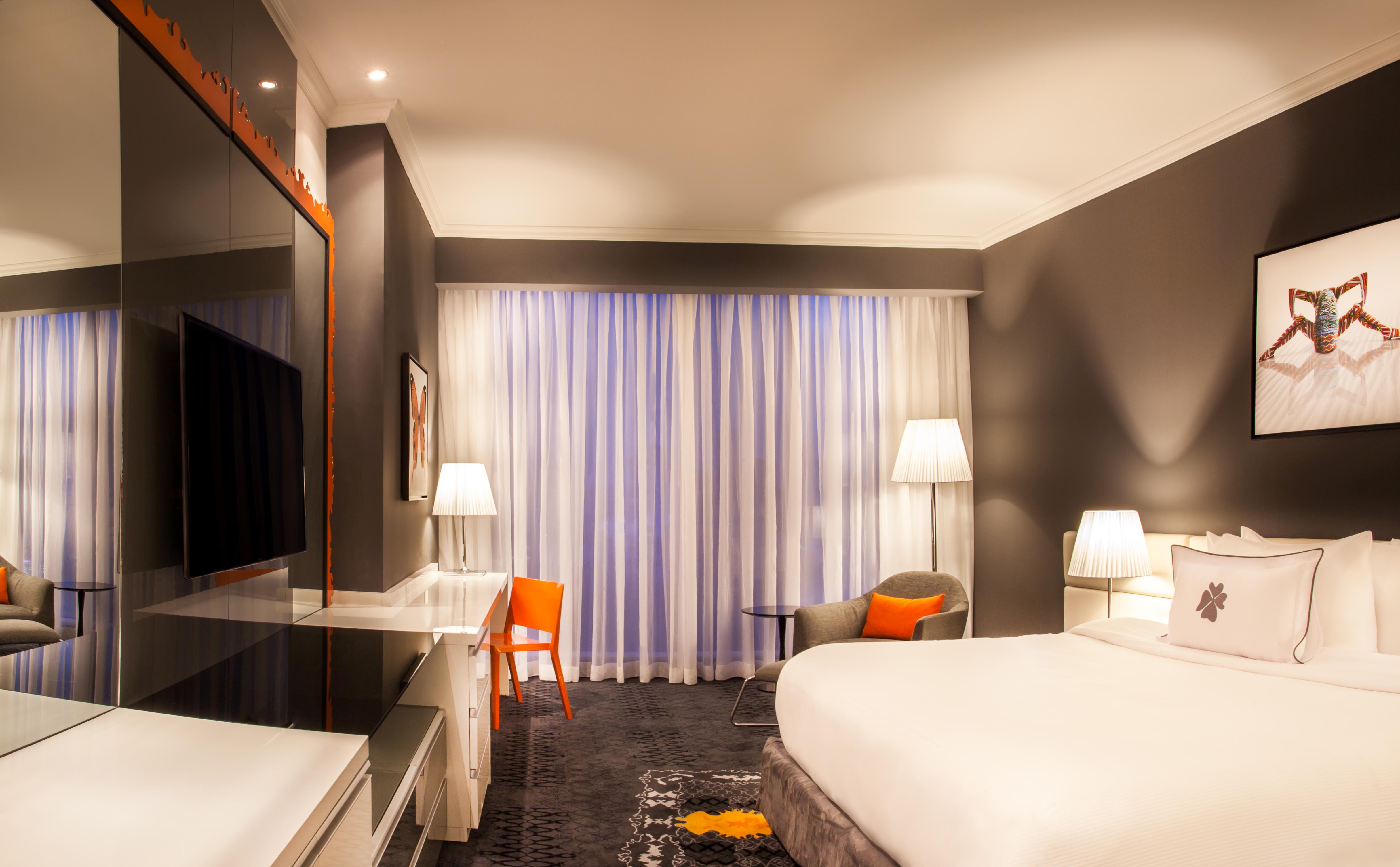 Double Deluxe King Bed